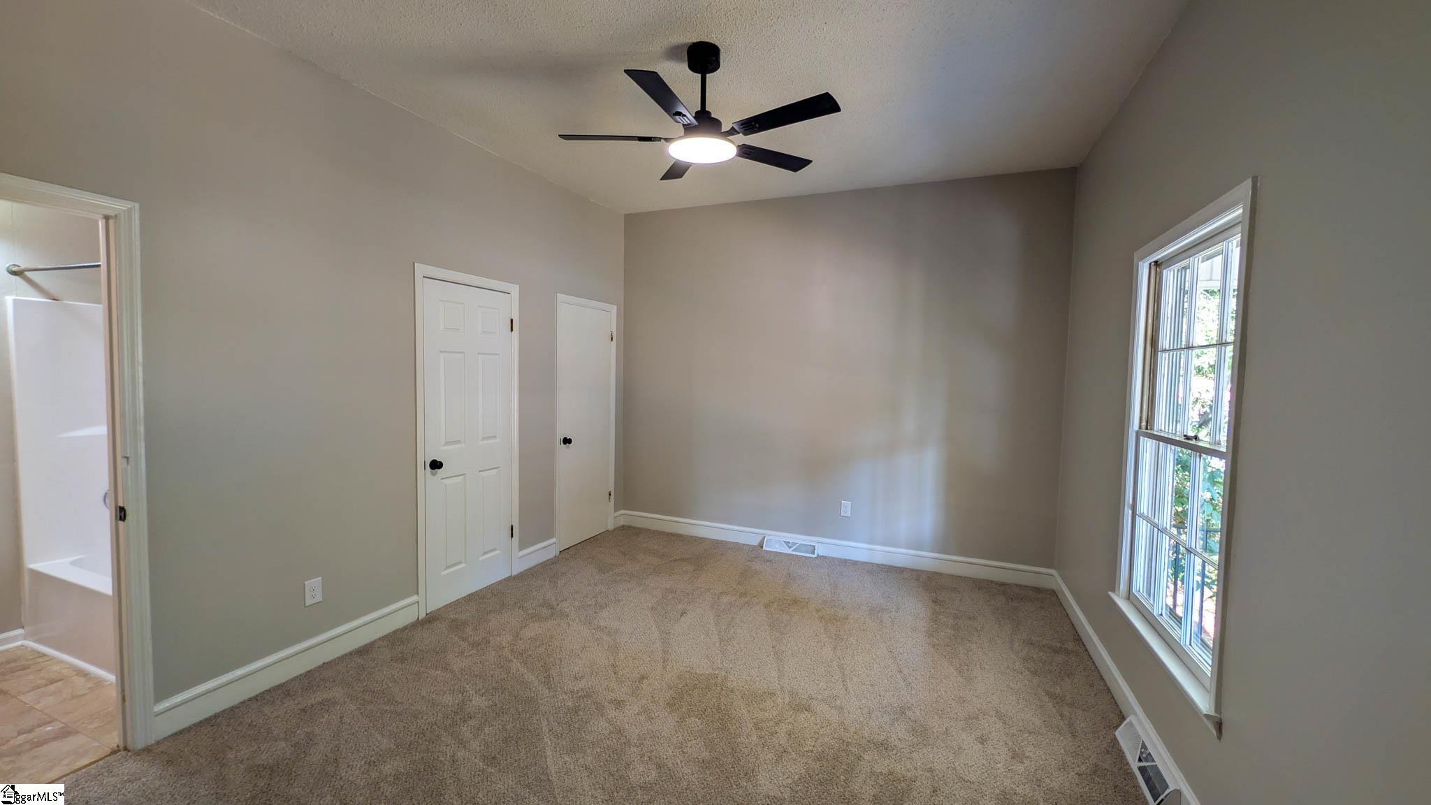 6 9th Street Property Photo 9