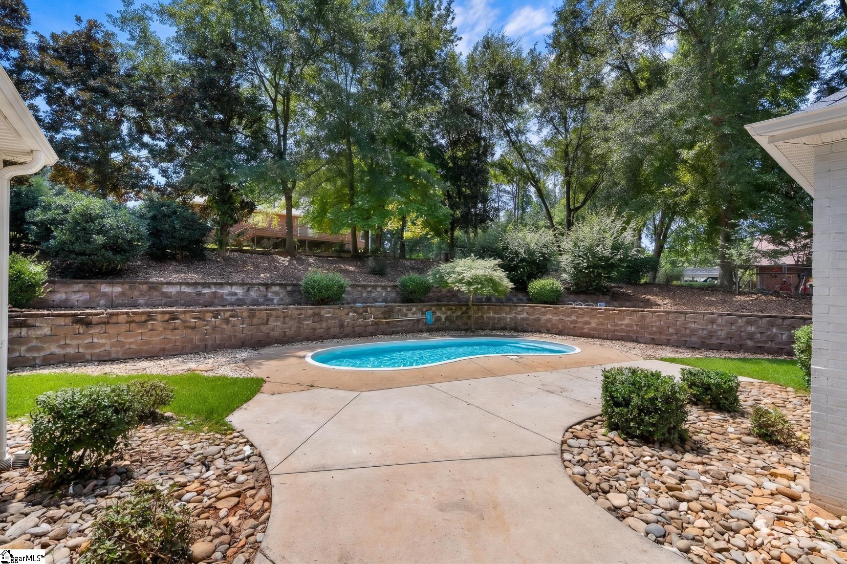 1305 Hunters Trail Property Photo 10