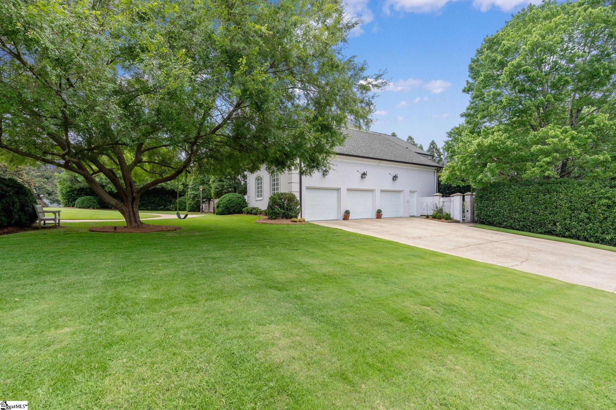 500 Hidden Hills Drive Property Photo 4