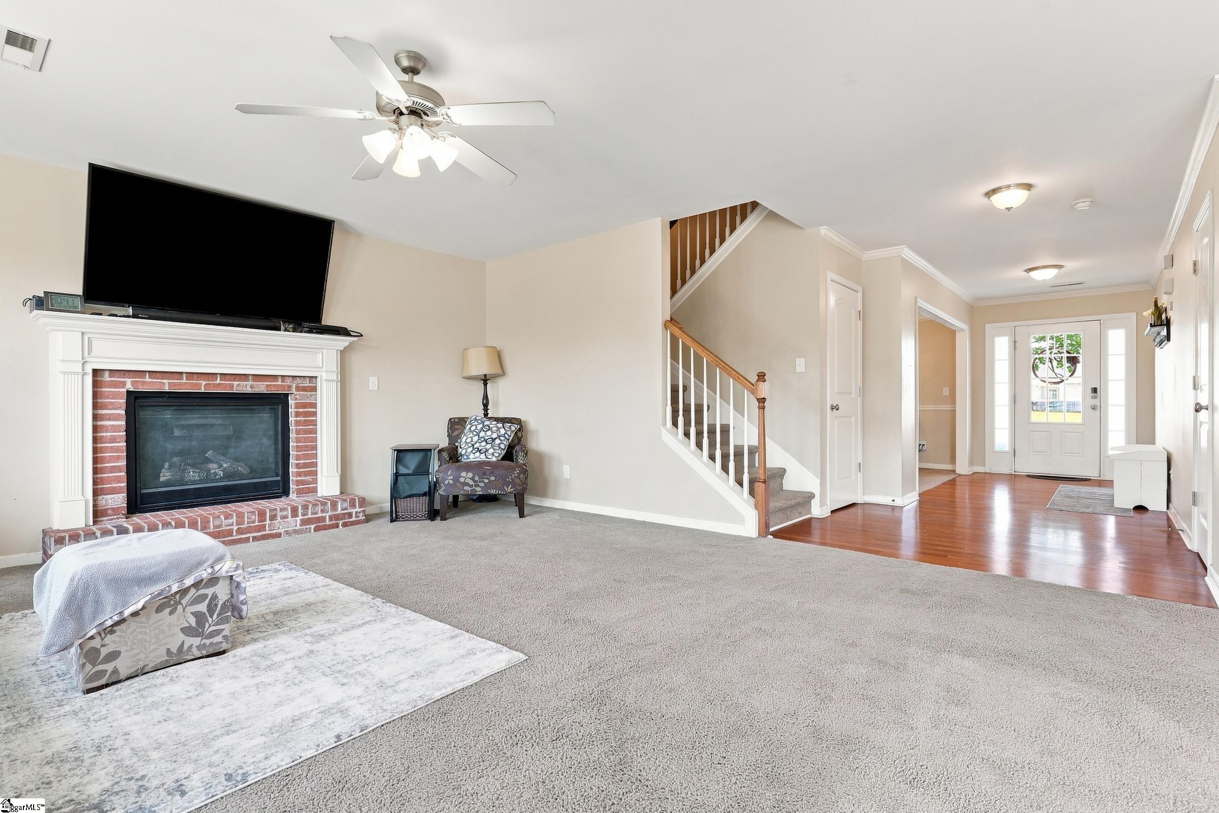 113 Fox Den Lane Property Photo 6