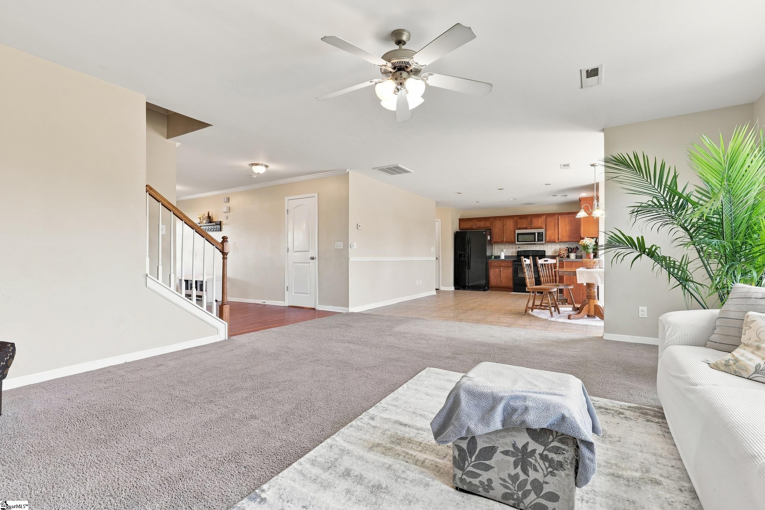 113 Fox Den Lane Property Photo 8