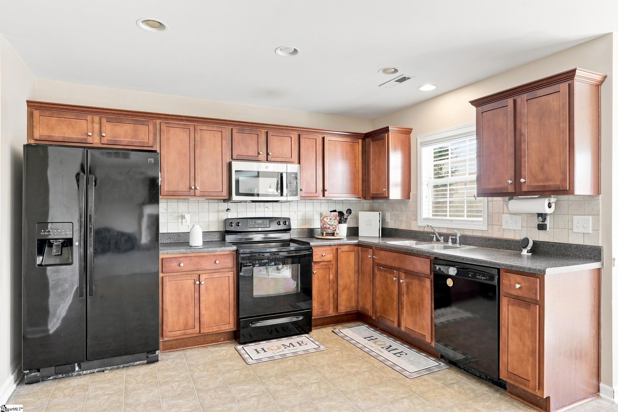 113 Fox Den Lane Property Photo 11