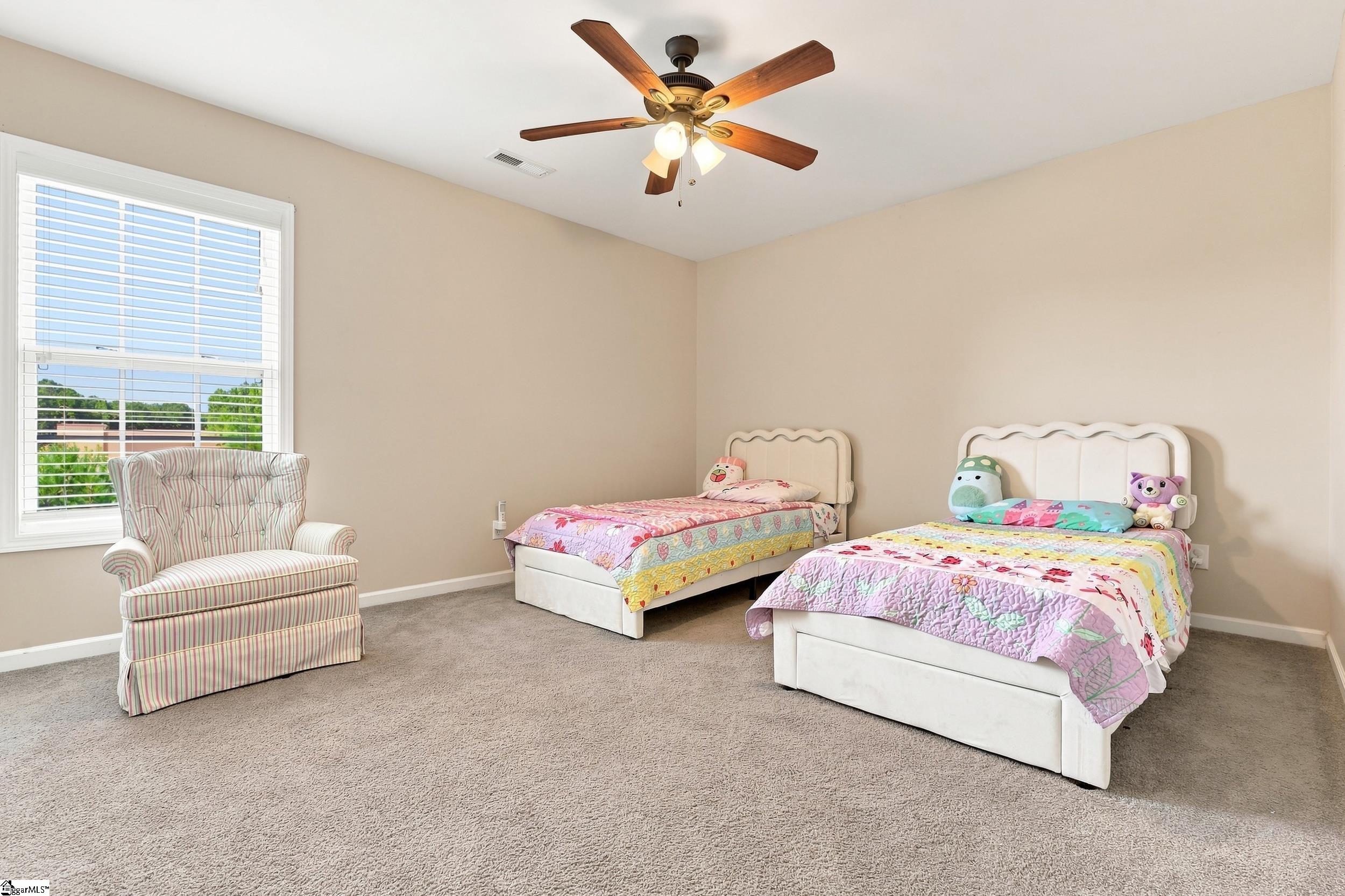 113 Fox Den Lane Property Photo 14