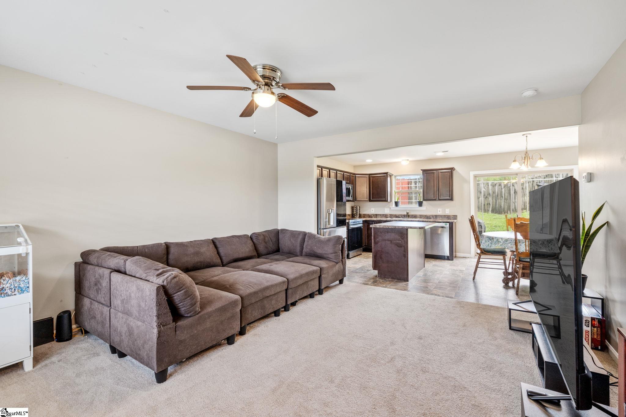 205 Mariner Court Property Photo 8