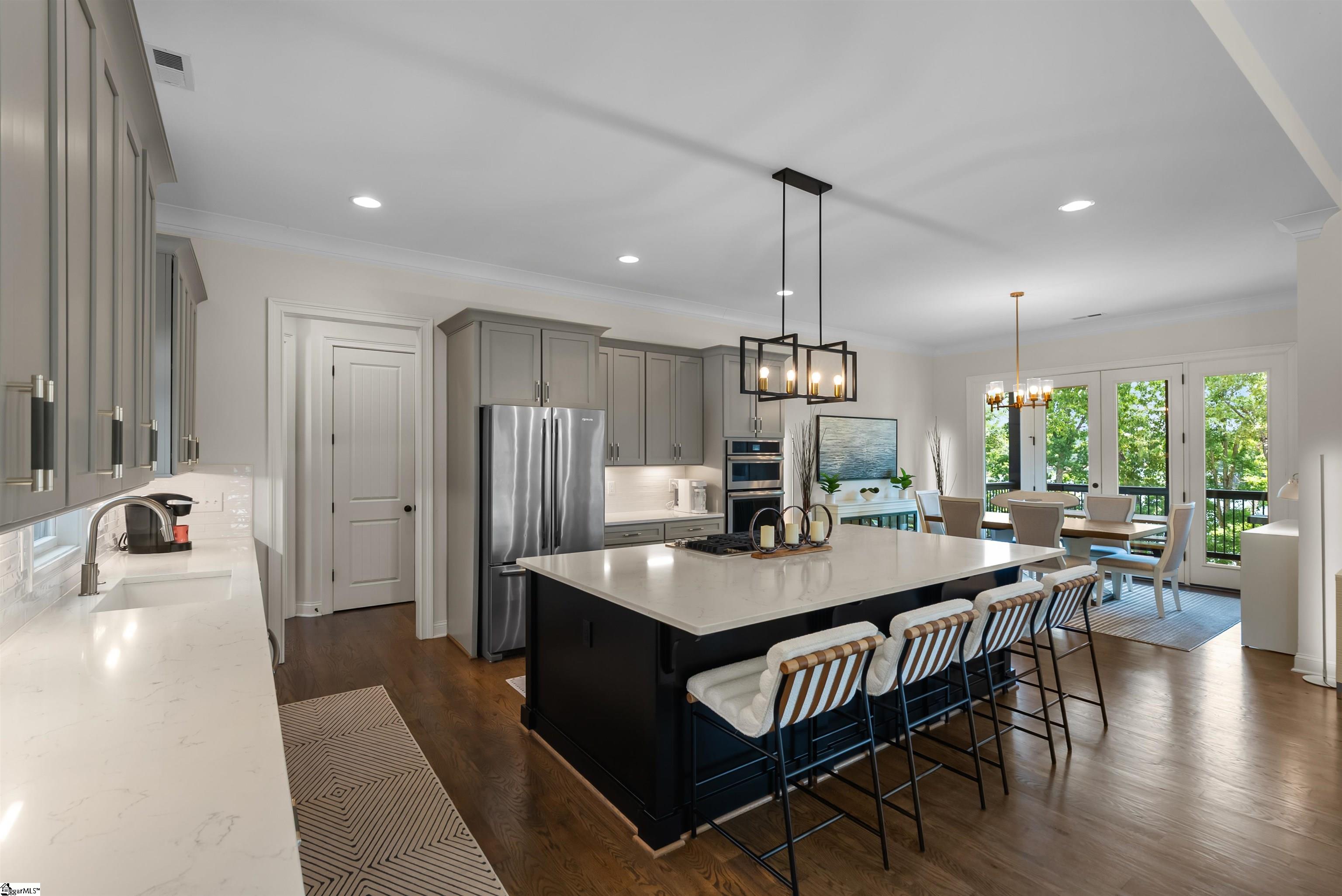 1601340 Property Photo 12