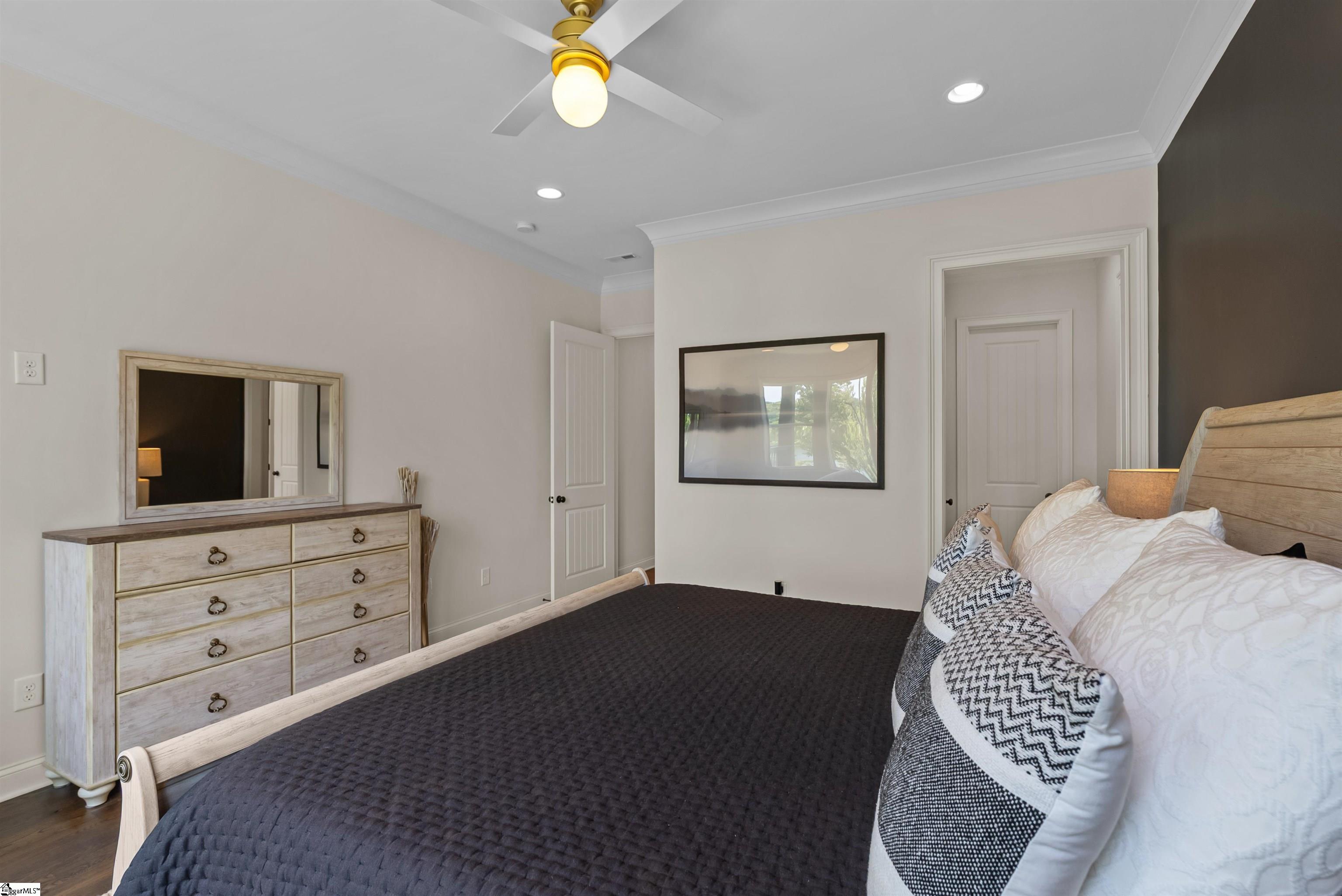 1601340 Property Photo 25