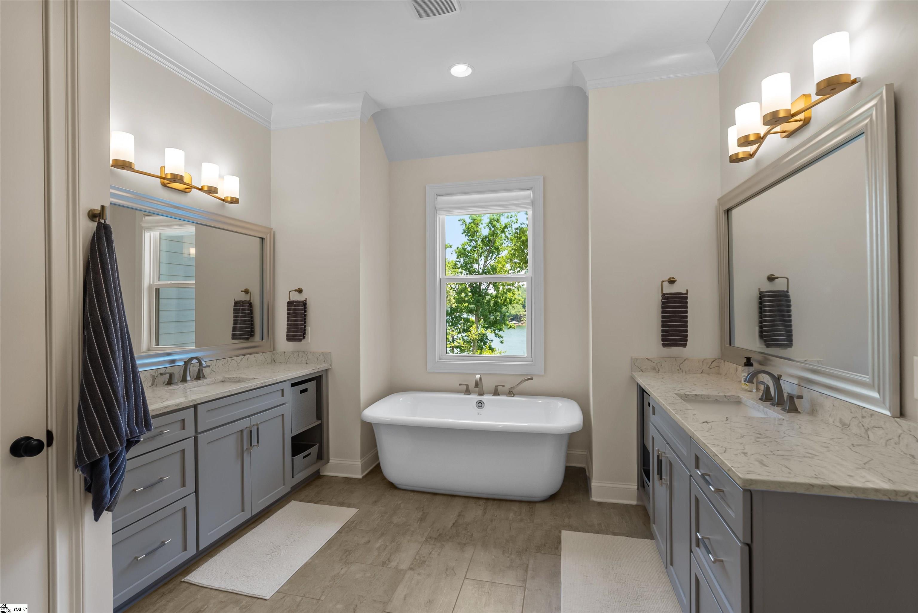 1601340 Property Photo 26