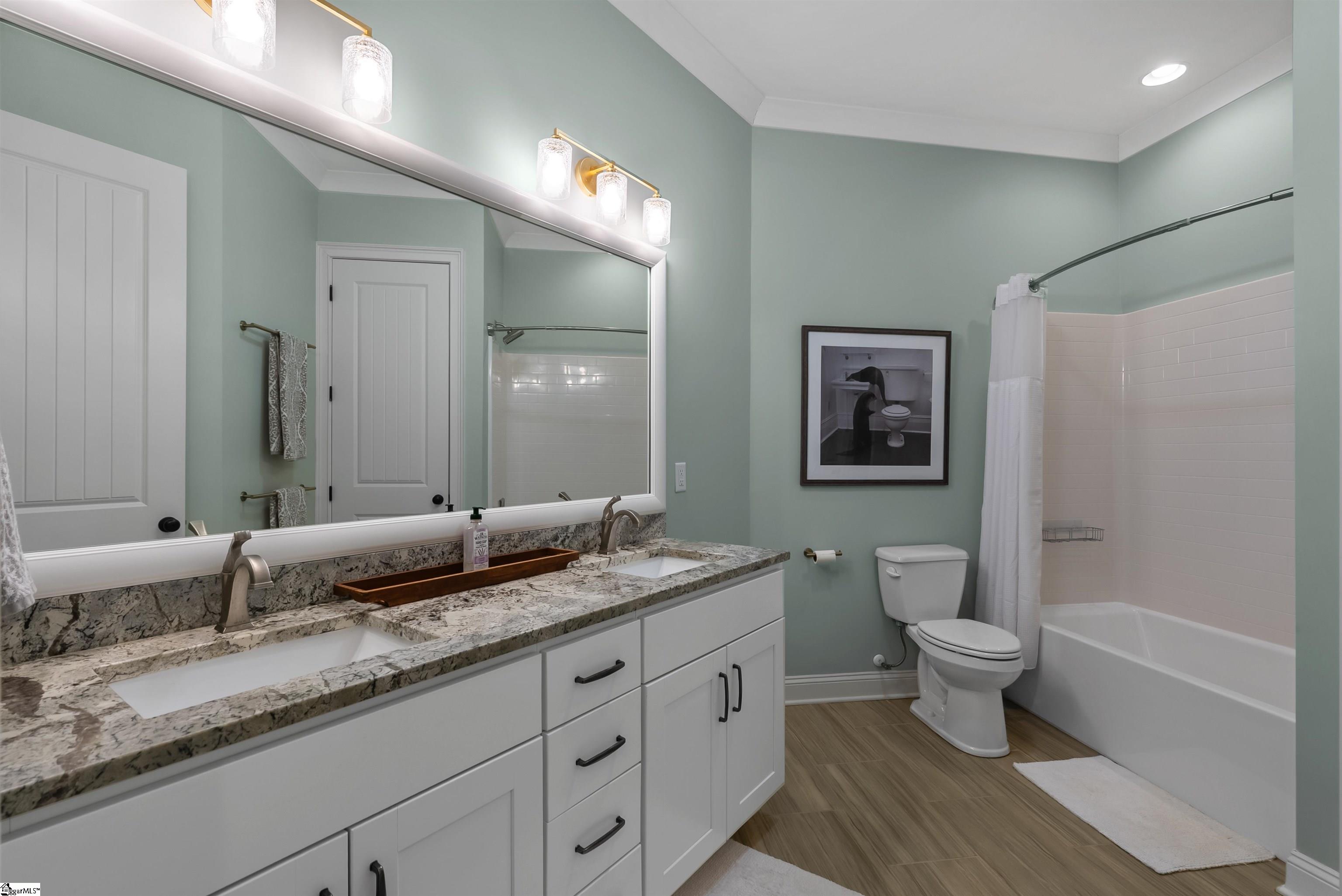 1601340 Property Photo 42