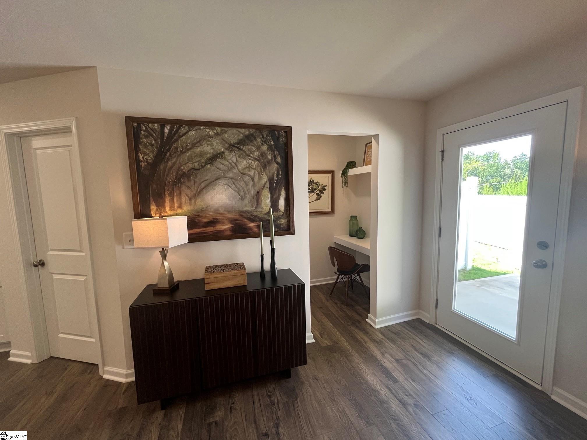 112 Stonyway Lane Property Photo 14