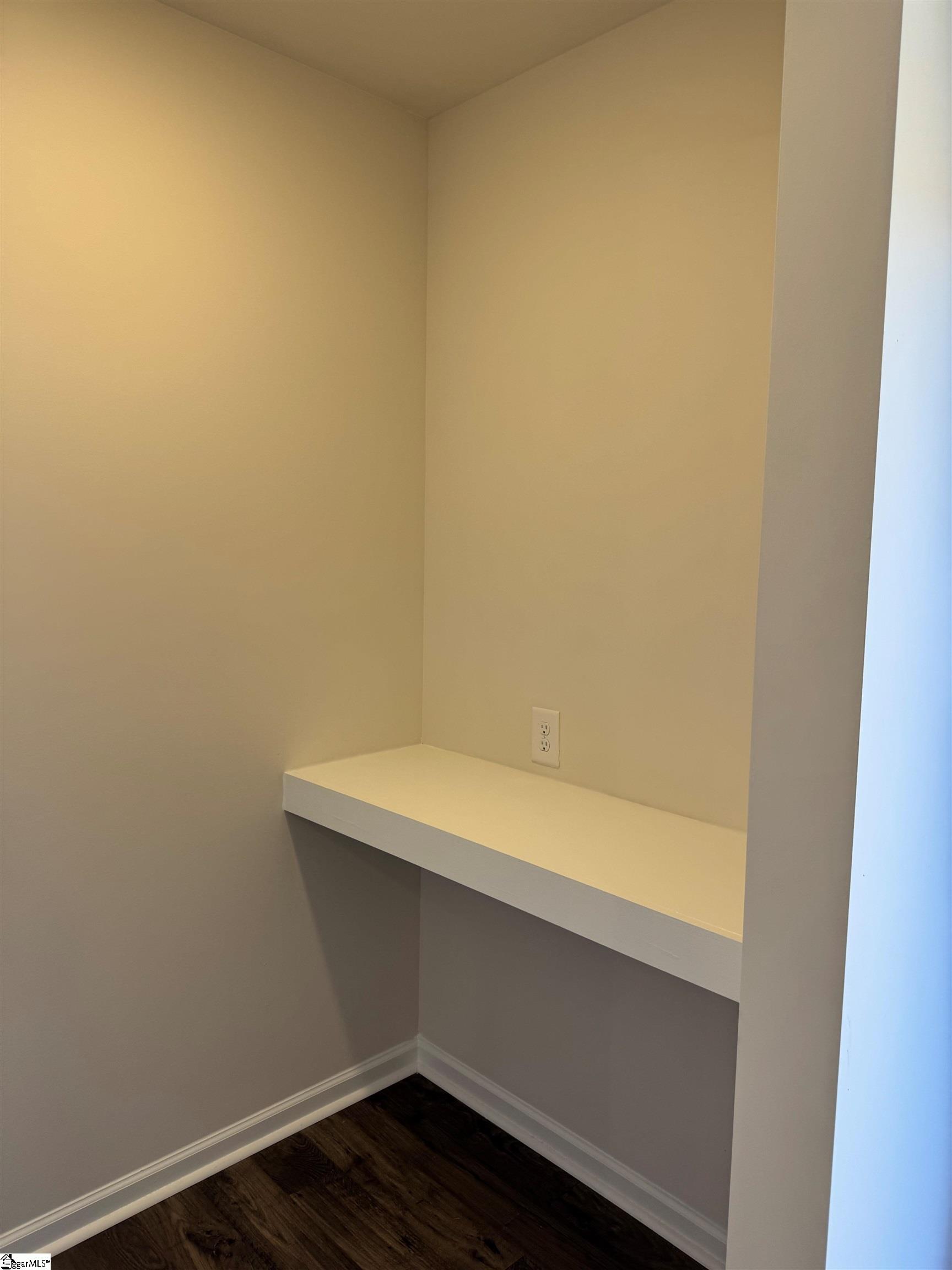 112 Stonyway Lane Property Photo 17