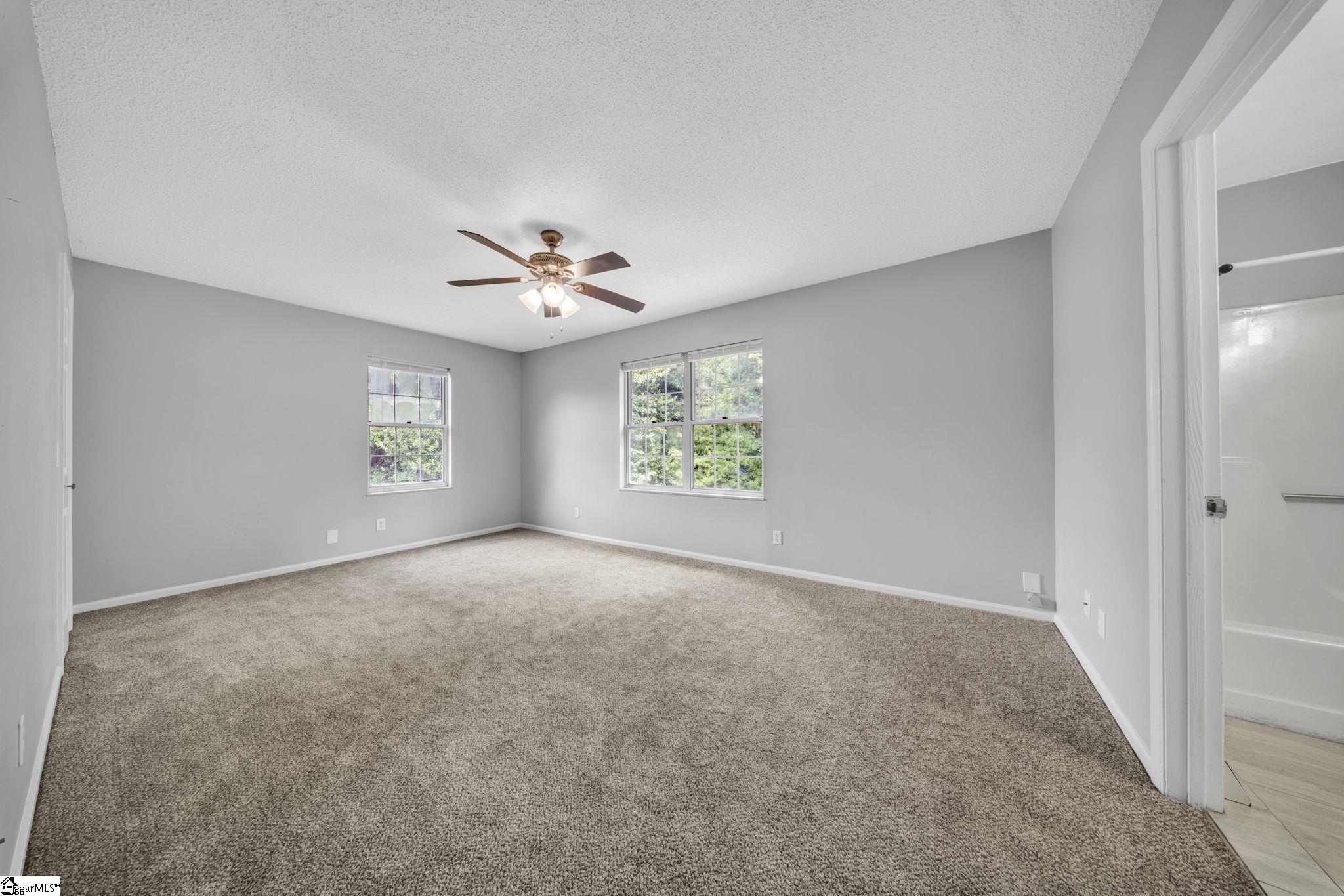 101 Shady Tree Drive Property Photo 13