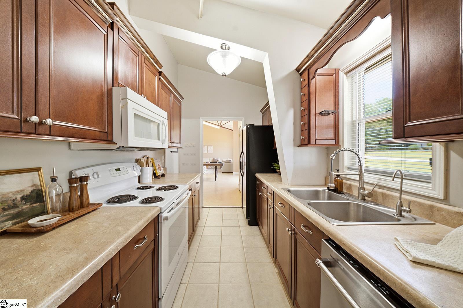 4055 Highway 357 Property Photo 12