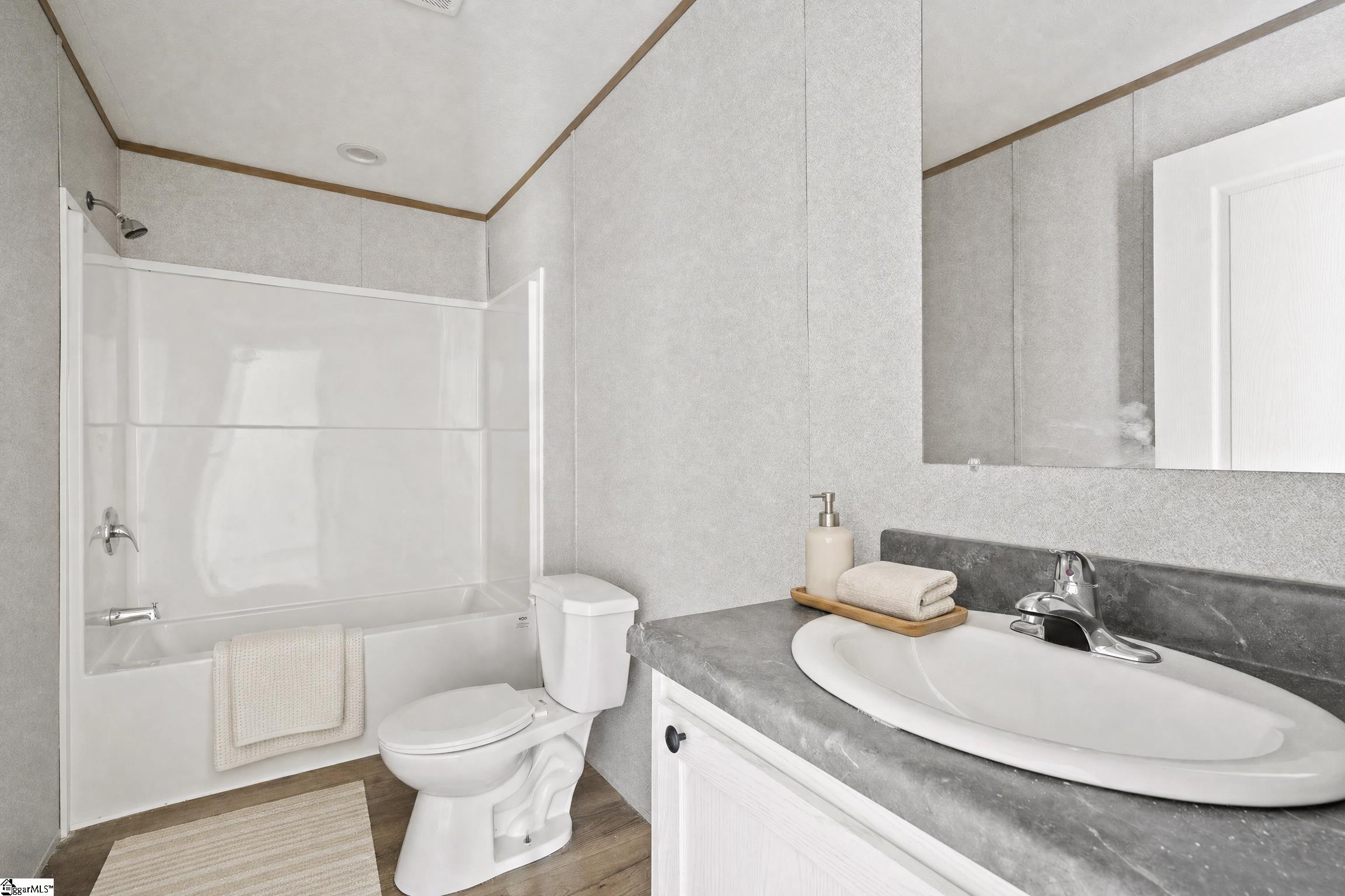 103 Riverview Park Property Photo 11