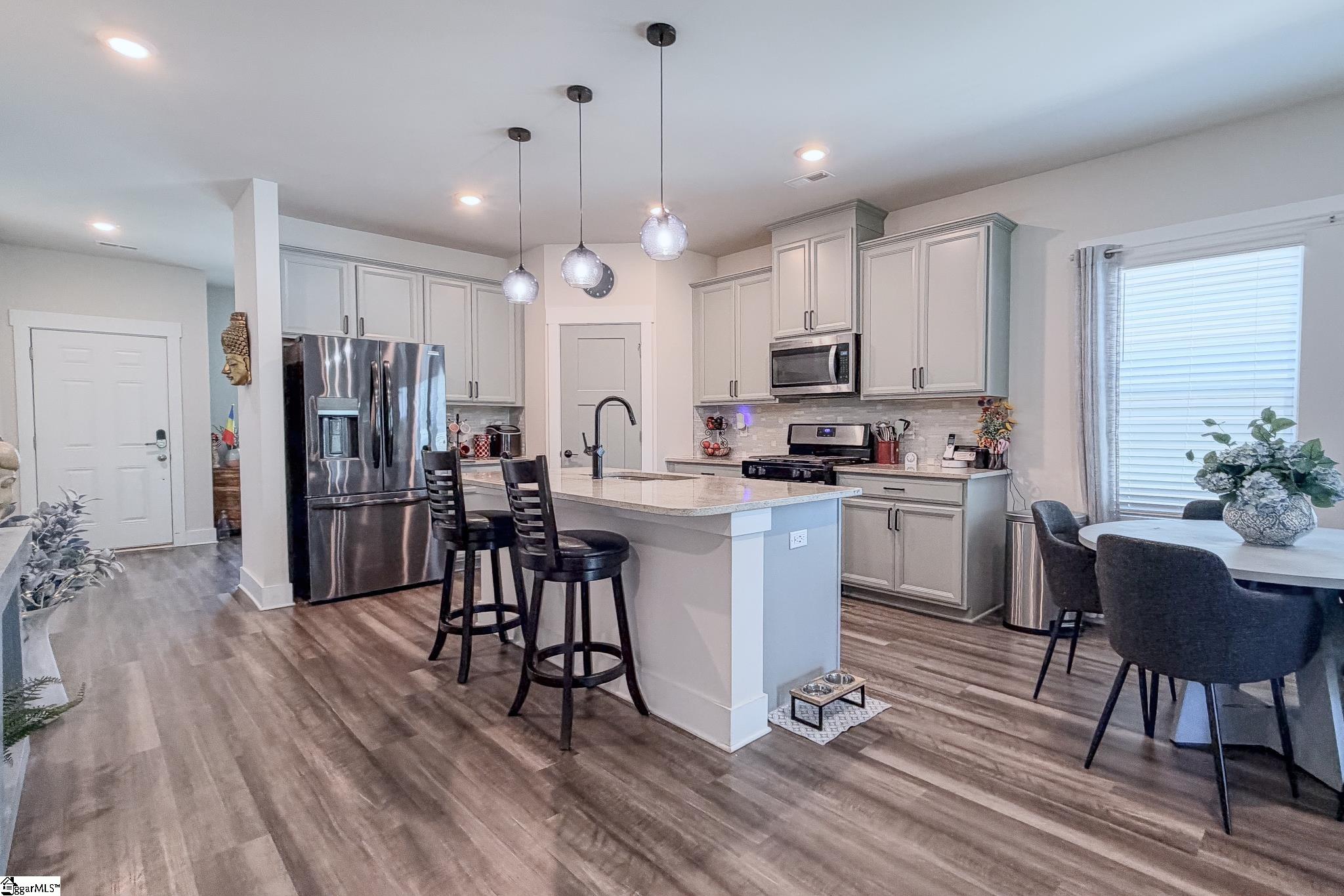 351 Pewter Circle Property Photo 6