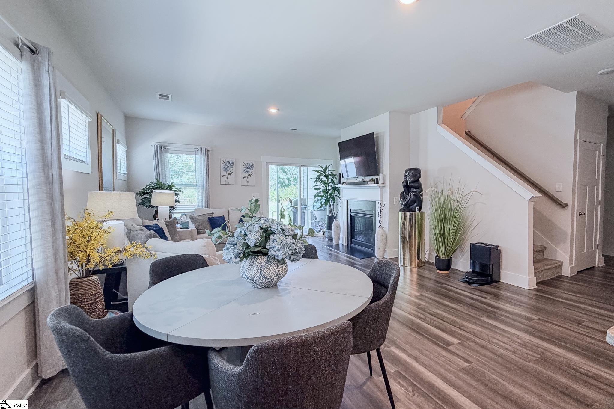 351 Pewter Circle Property Photo 9