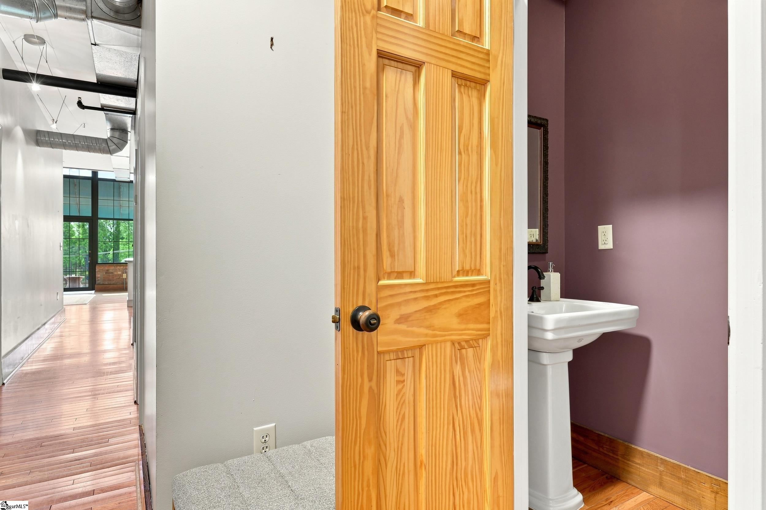 102 Russell Street Property Photo 16