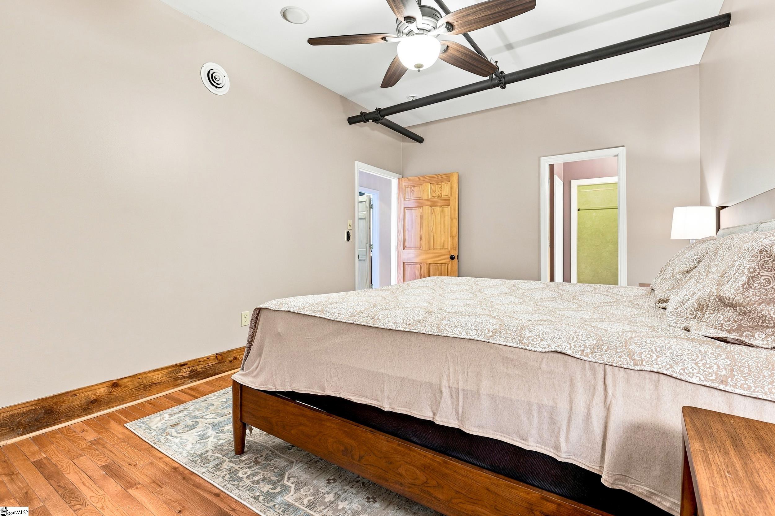 102 Russell Street Property Photo 19