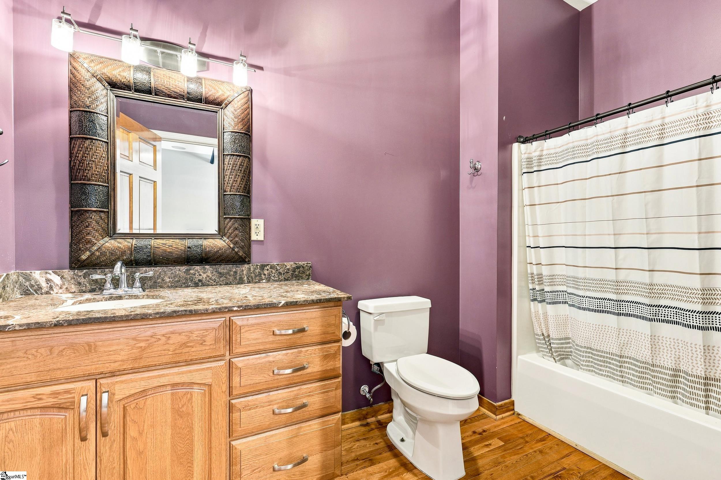 102 Russell Street Property Photo 28