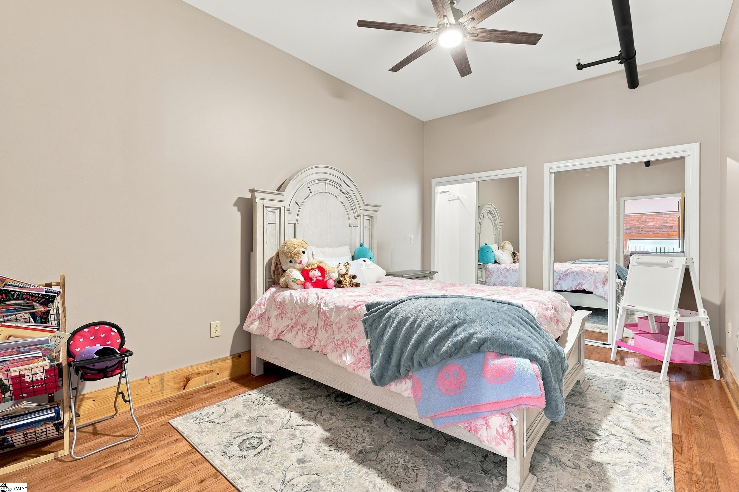 102 Russell Street Property Photo 29