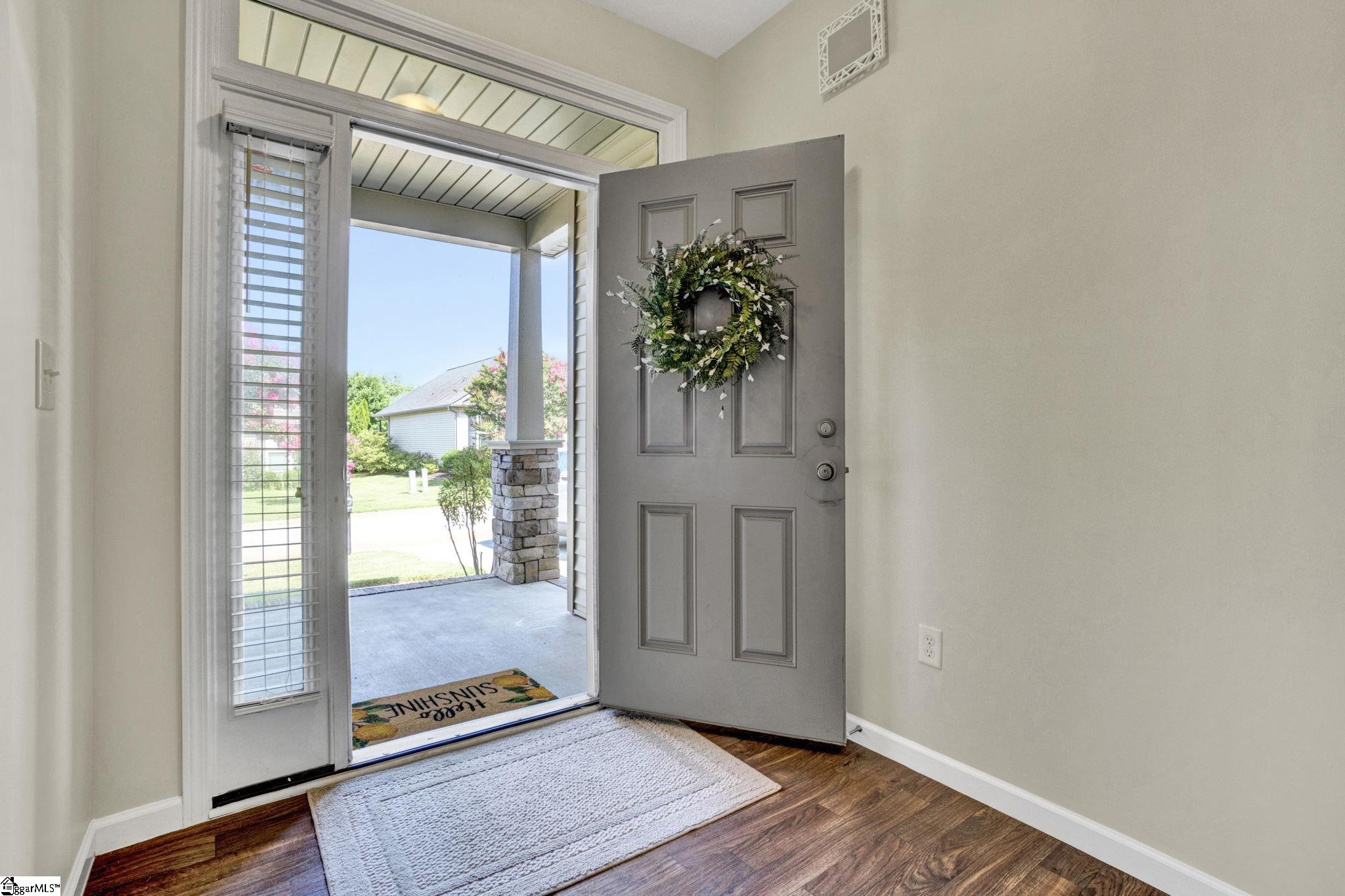 324 S Stonegate Drive Property Photo 6