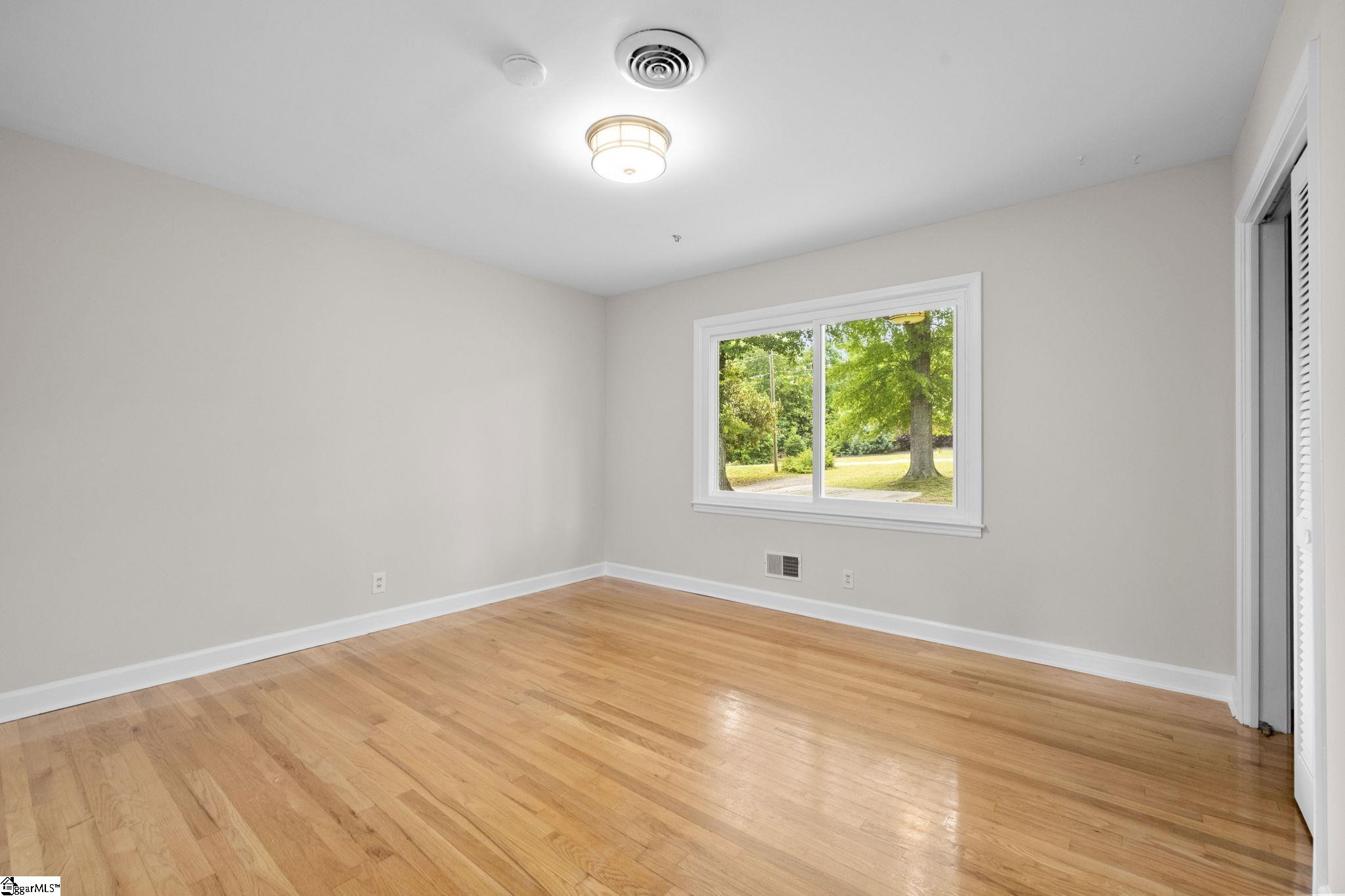 1313 N Parker Road Property Photo 11