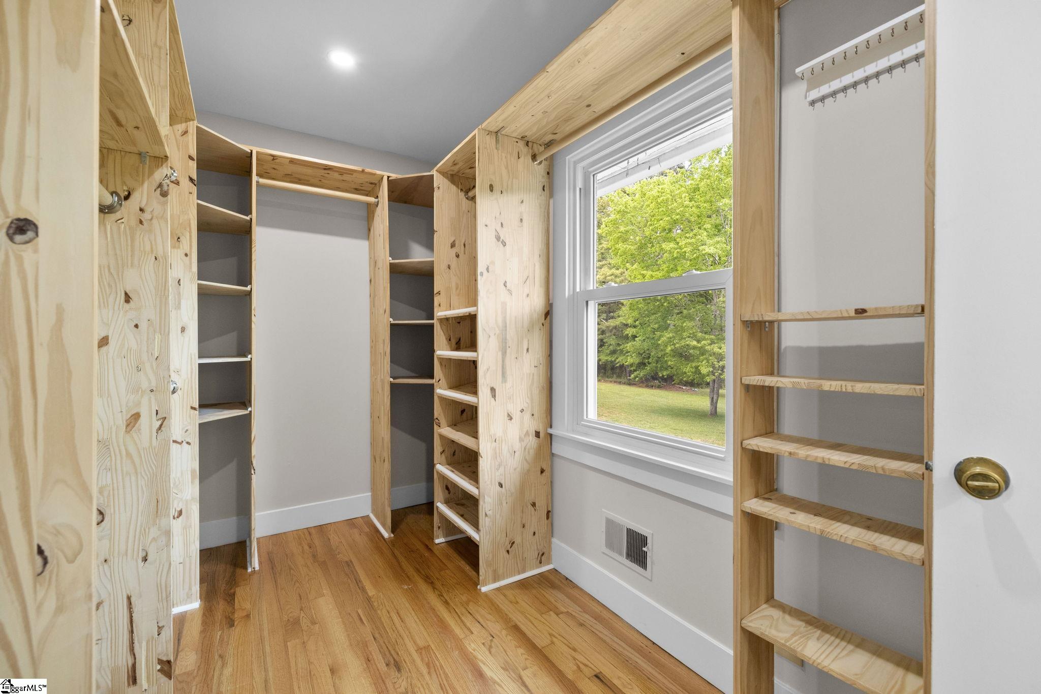 1313 N Parker Road Property Photo 17