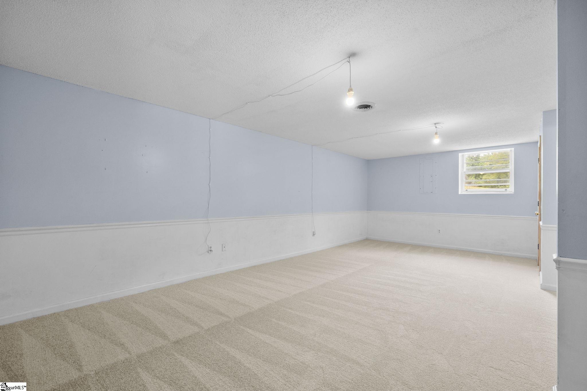 1313 N Parker Road Property Photo 23