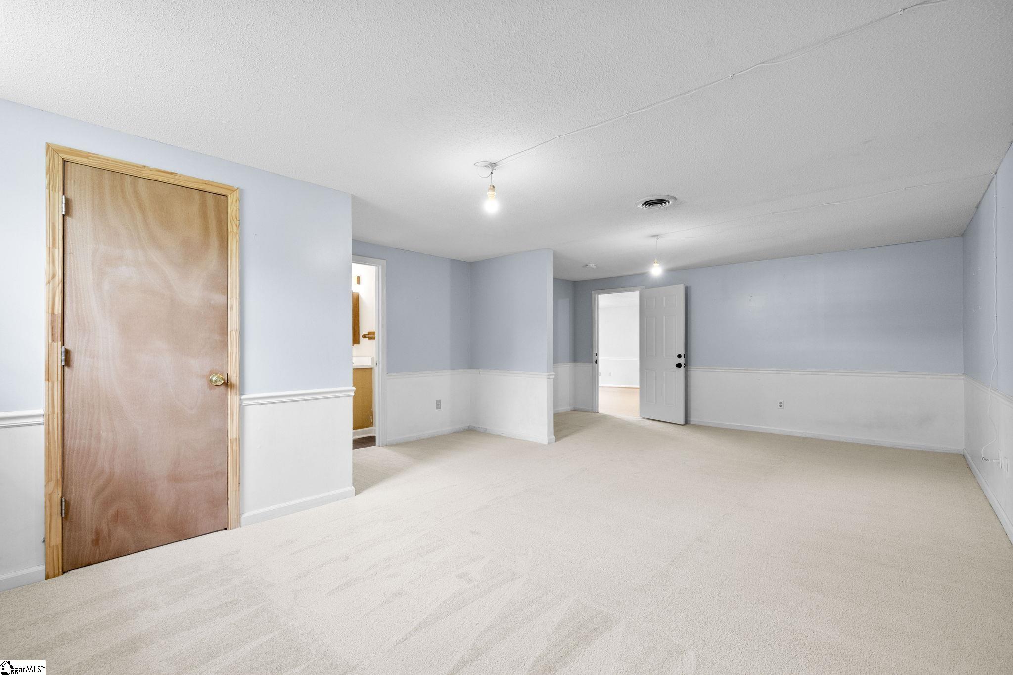 1313 N Parker Road Property Photo 24
