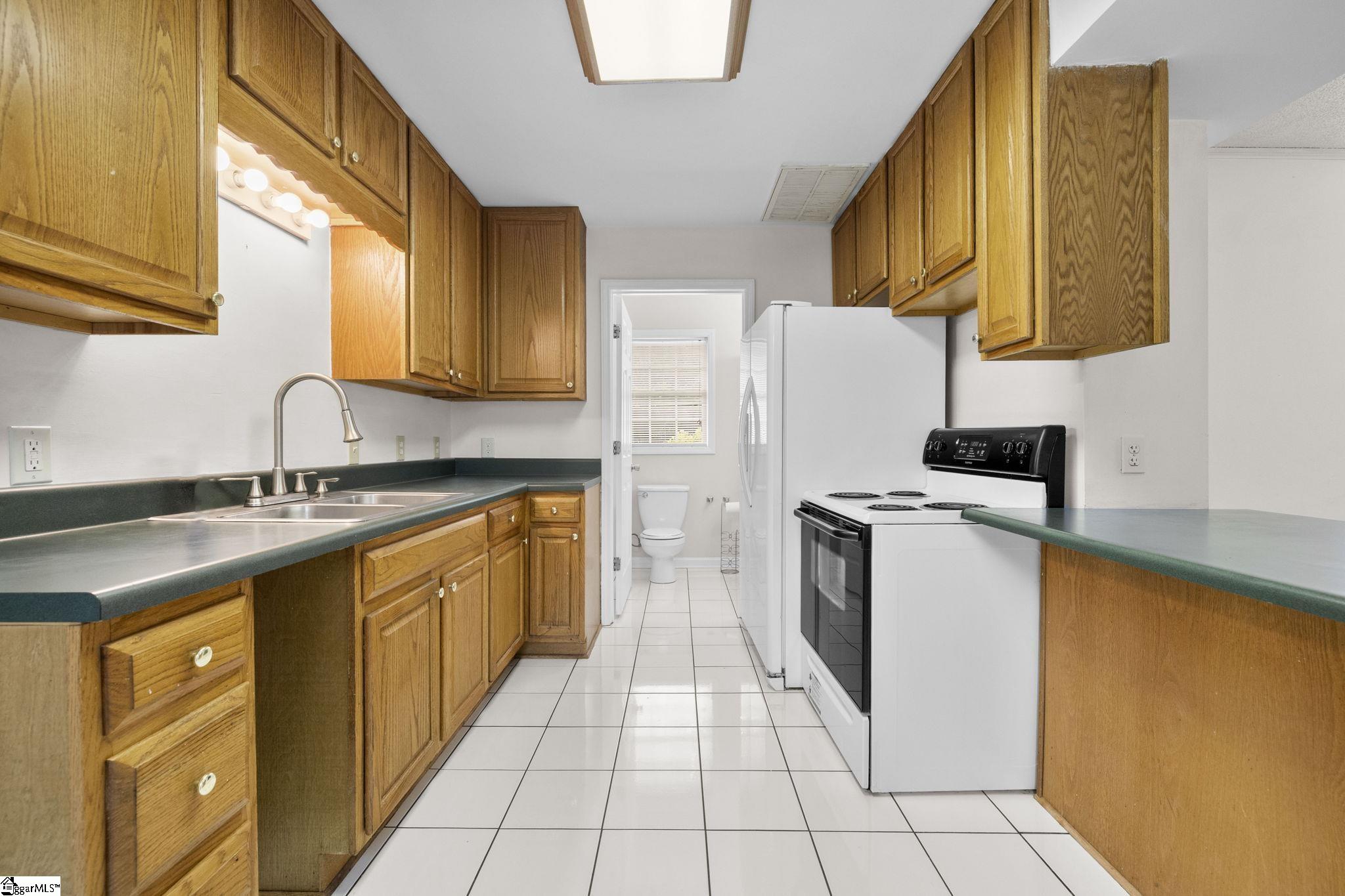 1313 N Parker Road Property Photo 31