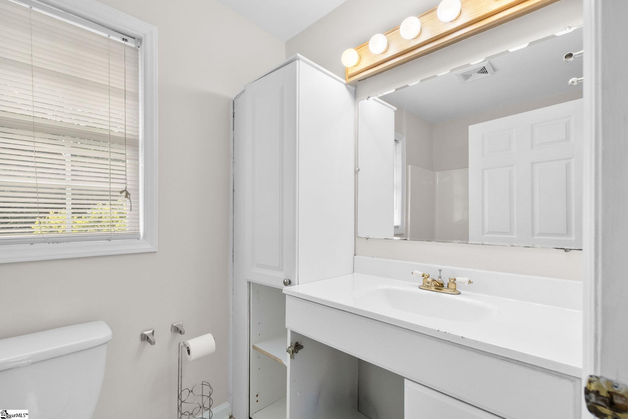 1313 N Parker Road Property Photo 33