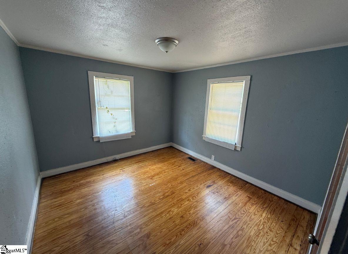 207 Pridmore Street Property Photo 4