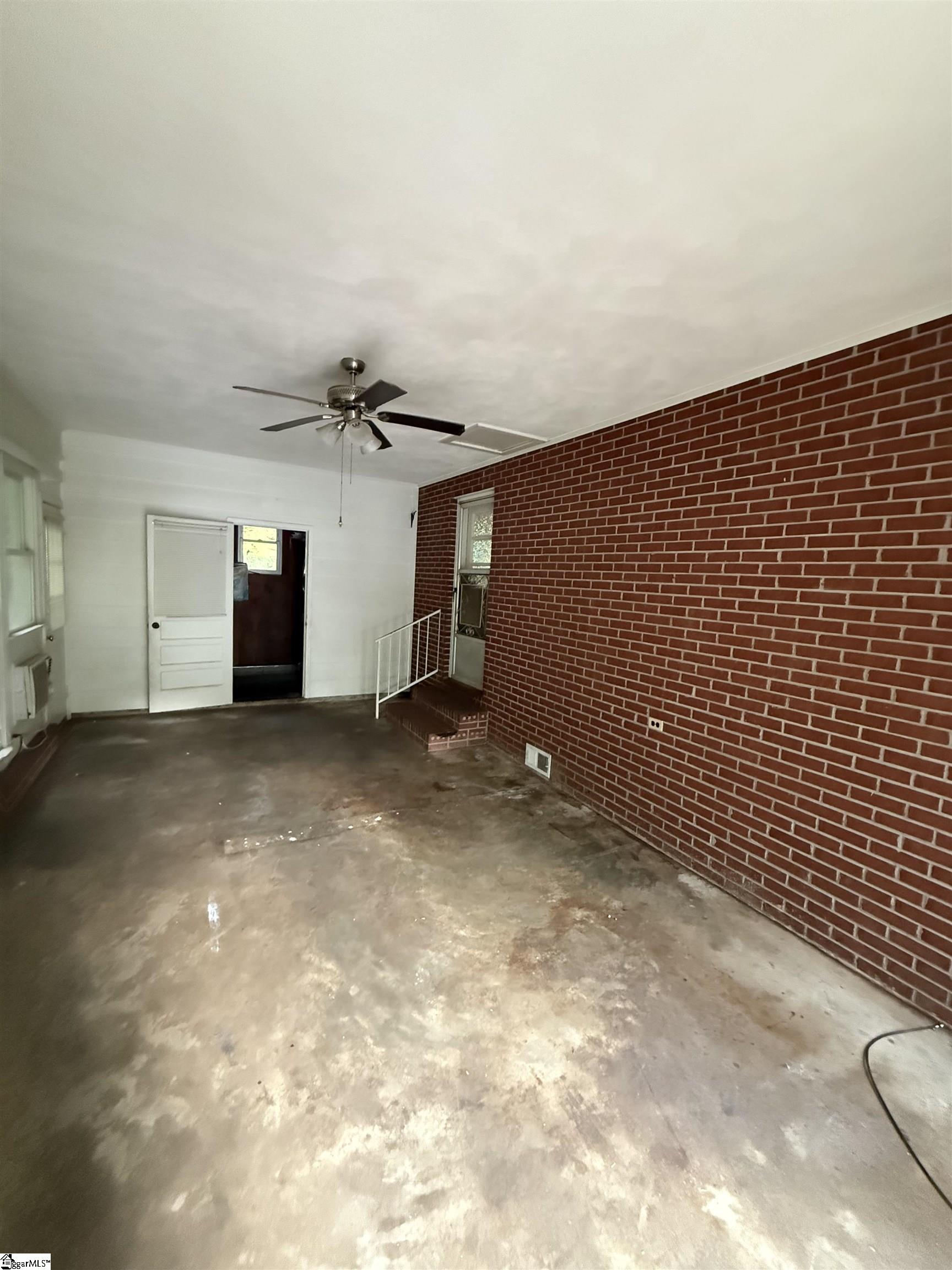 8385 357 Highway Property Photo 5