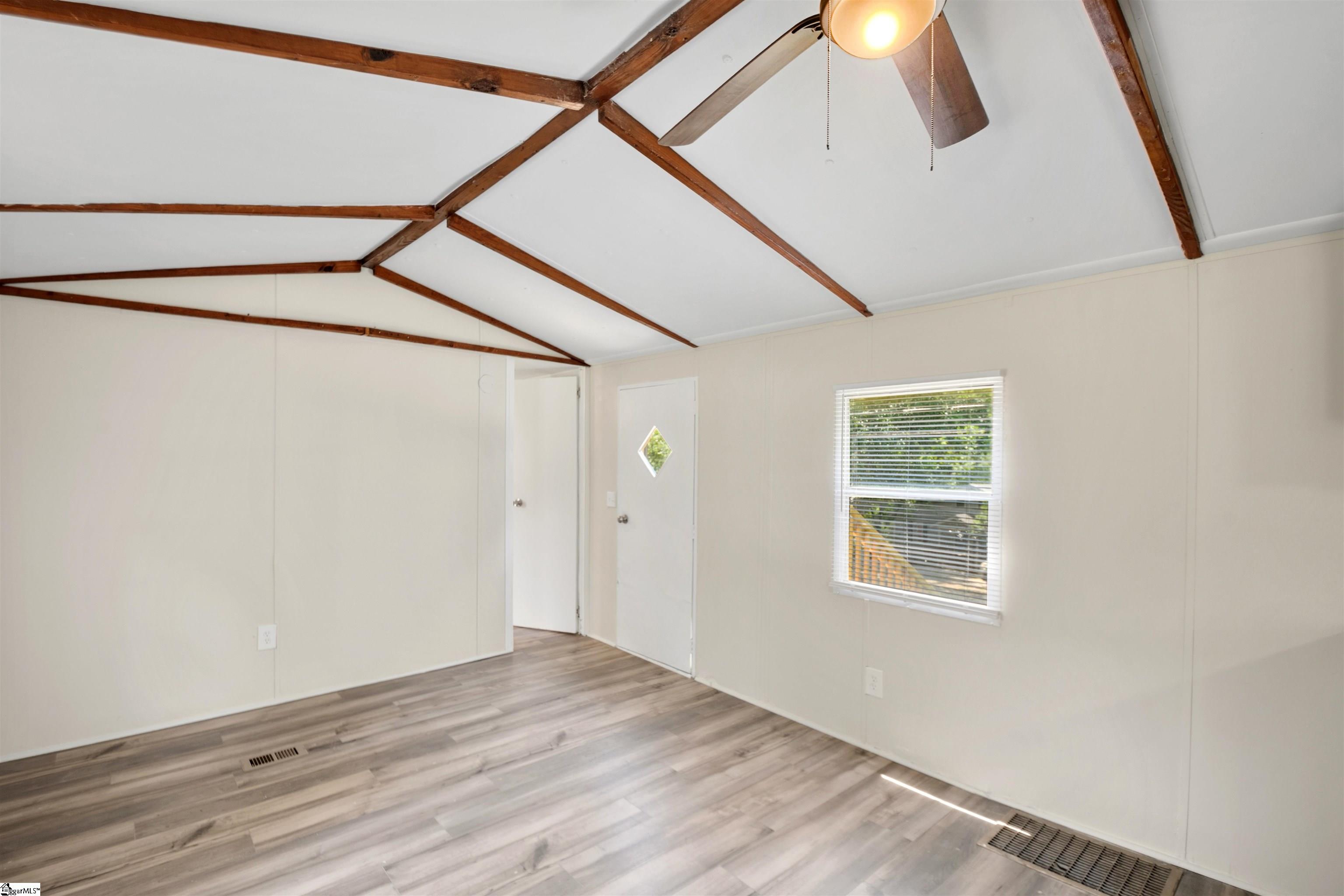 410 Cedar Circle Property Photo 2