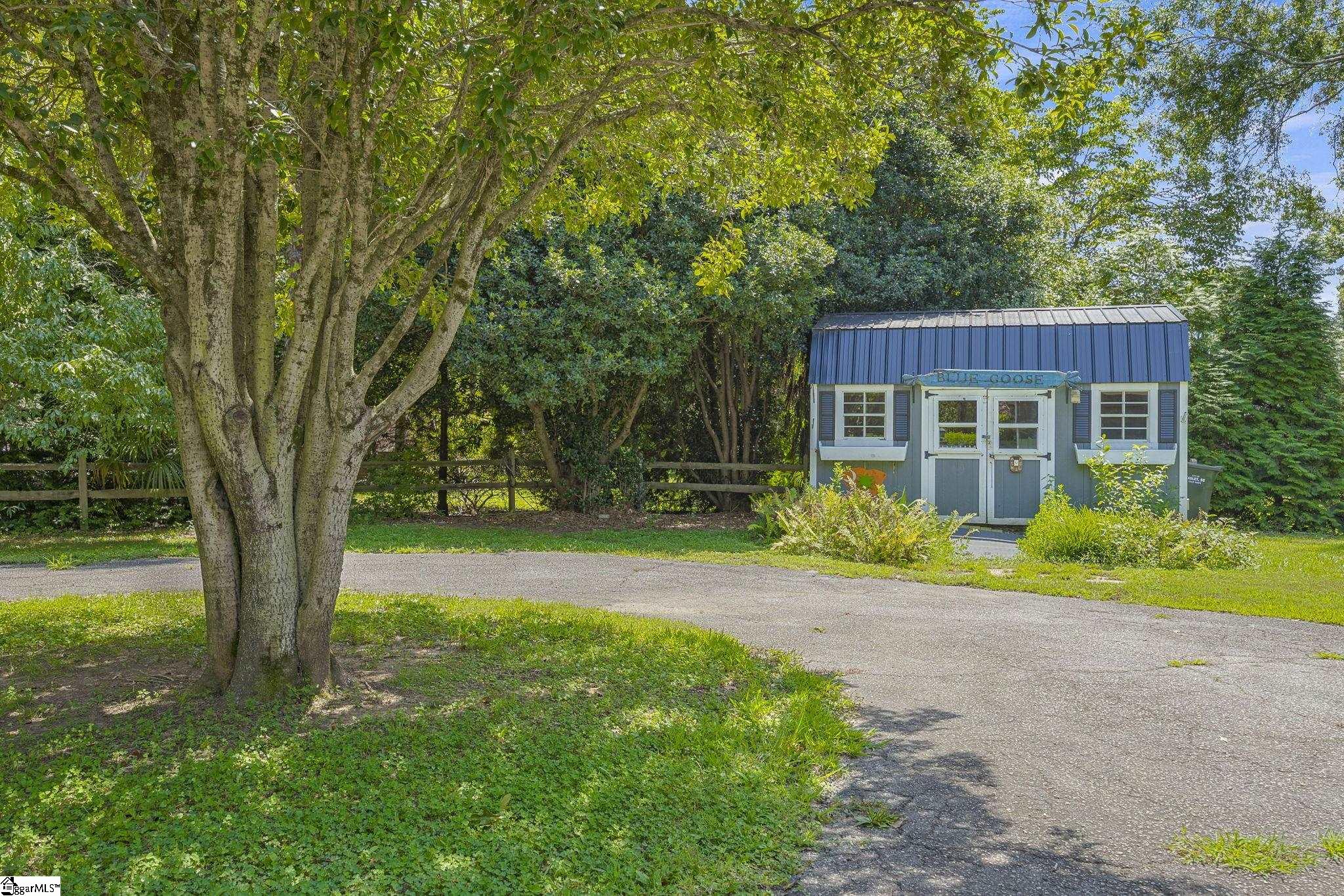 111 Mountain View Drive Property Photo 39