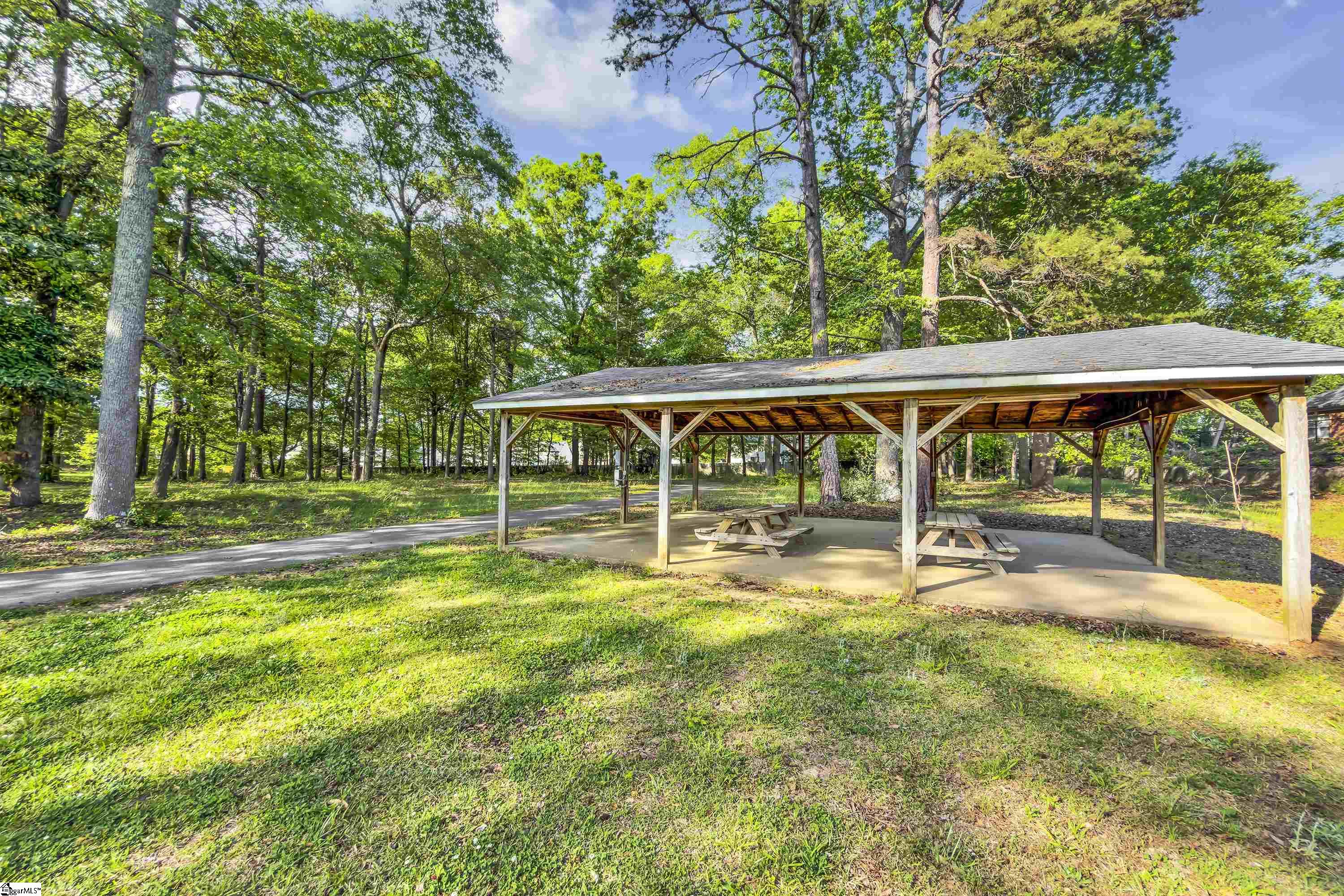415 Scarlet Oak Drive Property Photo 30