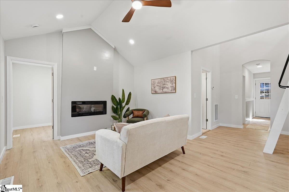125 Haviland Avenue Property Photo 4