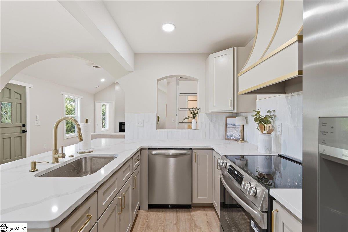 125 Haviland Avenue Property Photo 11