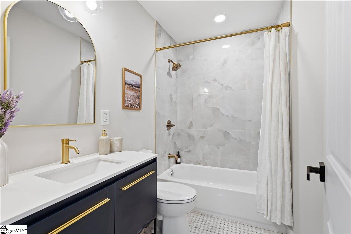 125 Haviland Avenue Property Photo 18