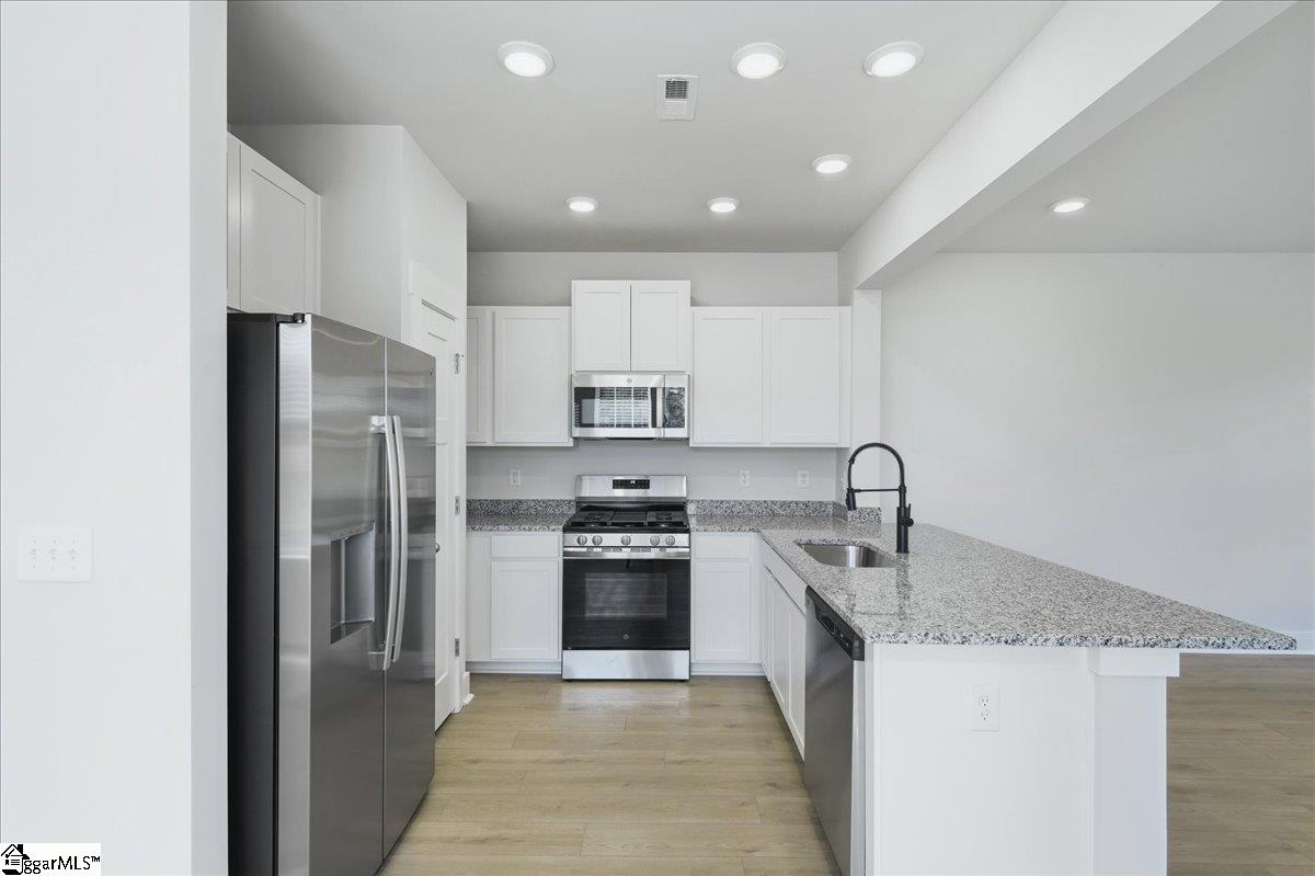 247 Islay Way Property Photo 8