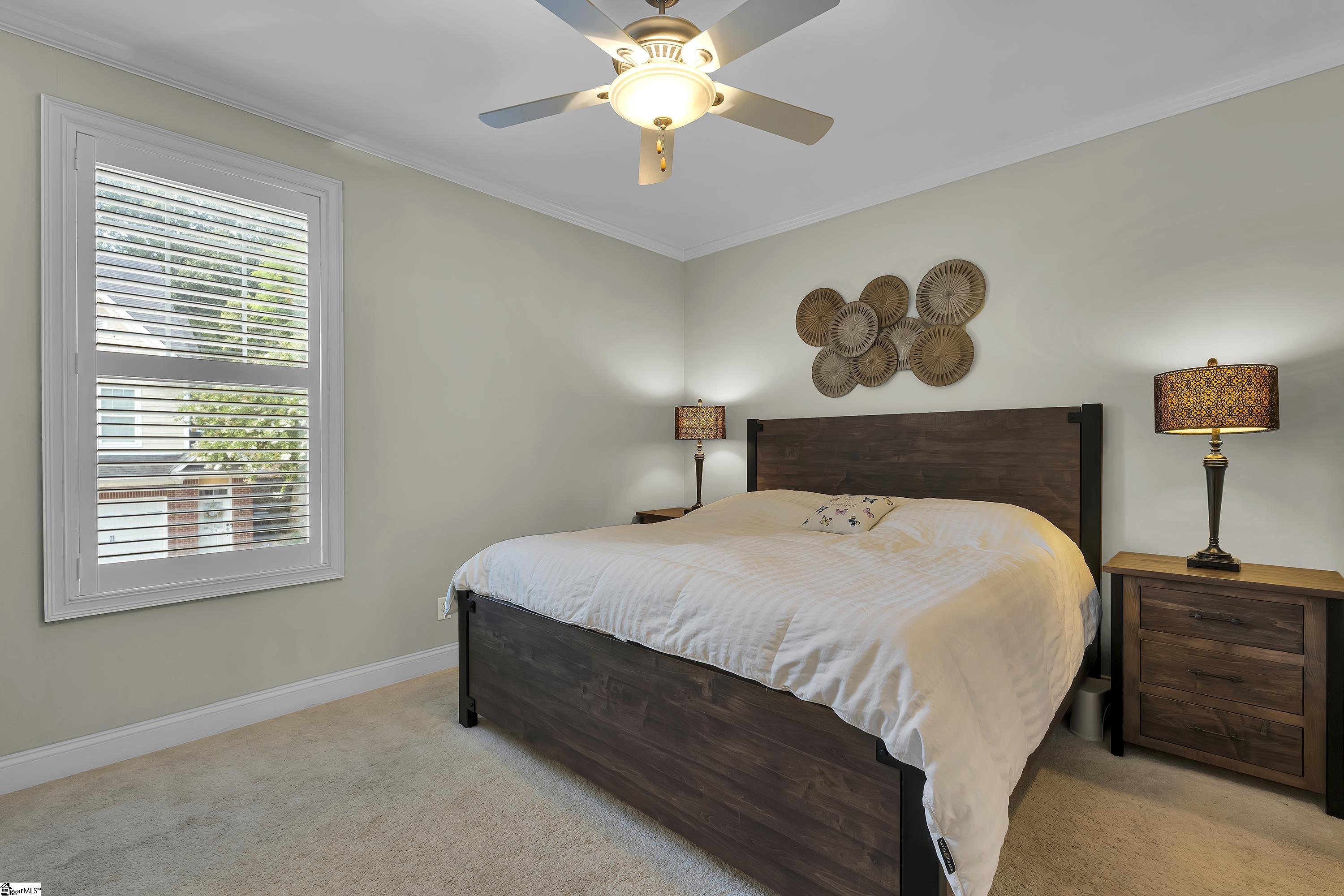 4 Edge Court Property Photo 17