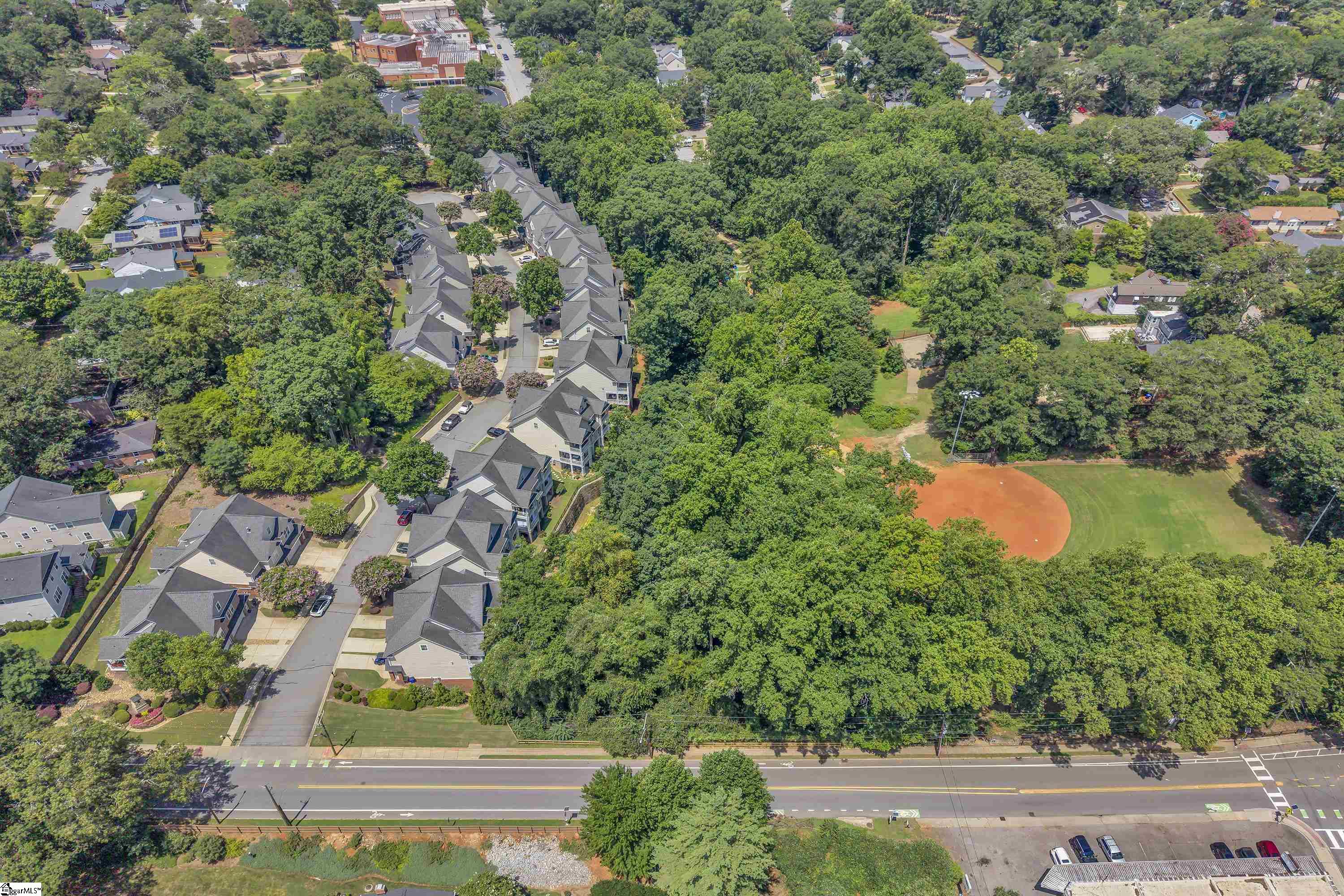 4 Edge Court Property Photo 30