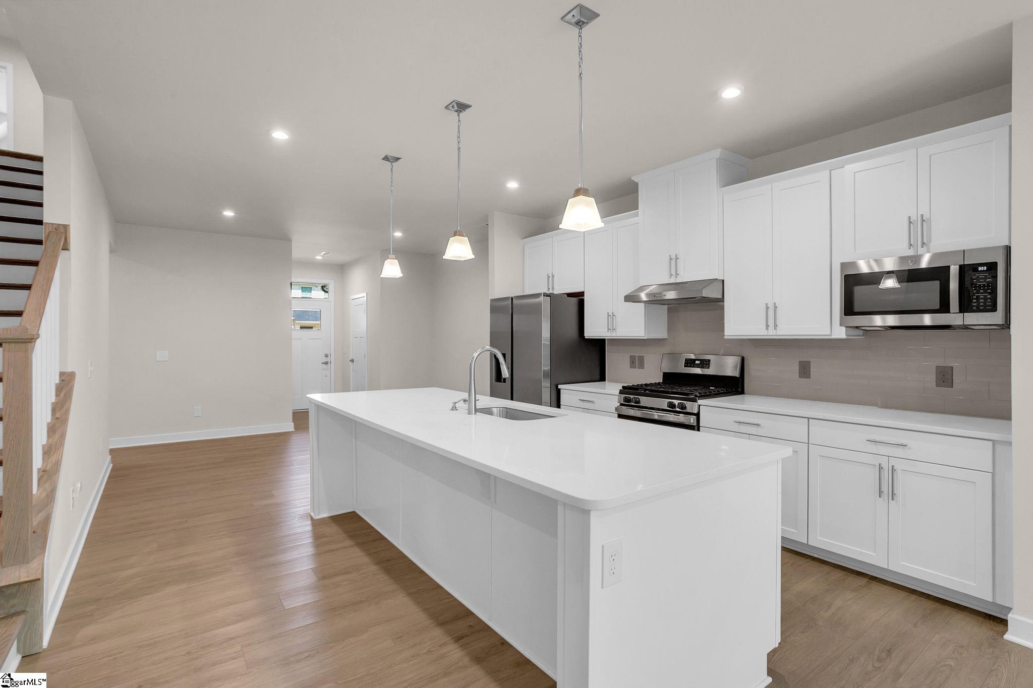 55 Moss Hollow Way Property Photo 8