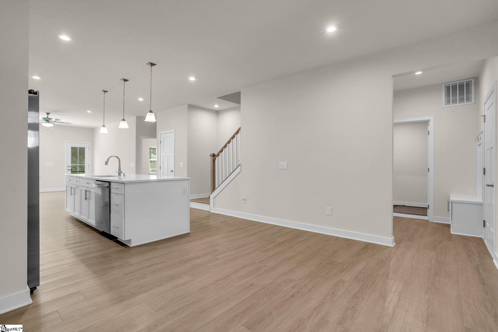 55 Moss Hollow Way Property Photo 9