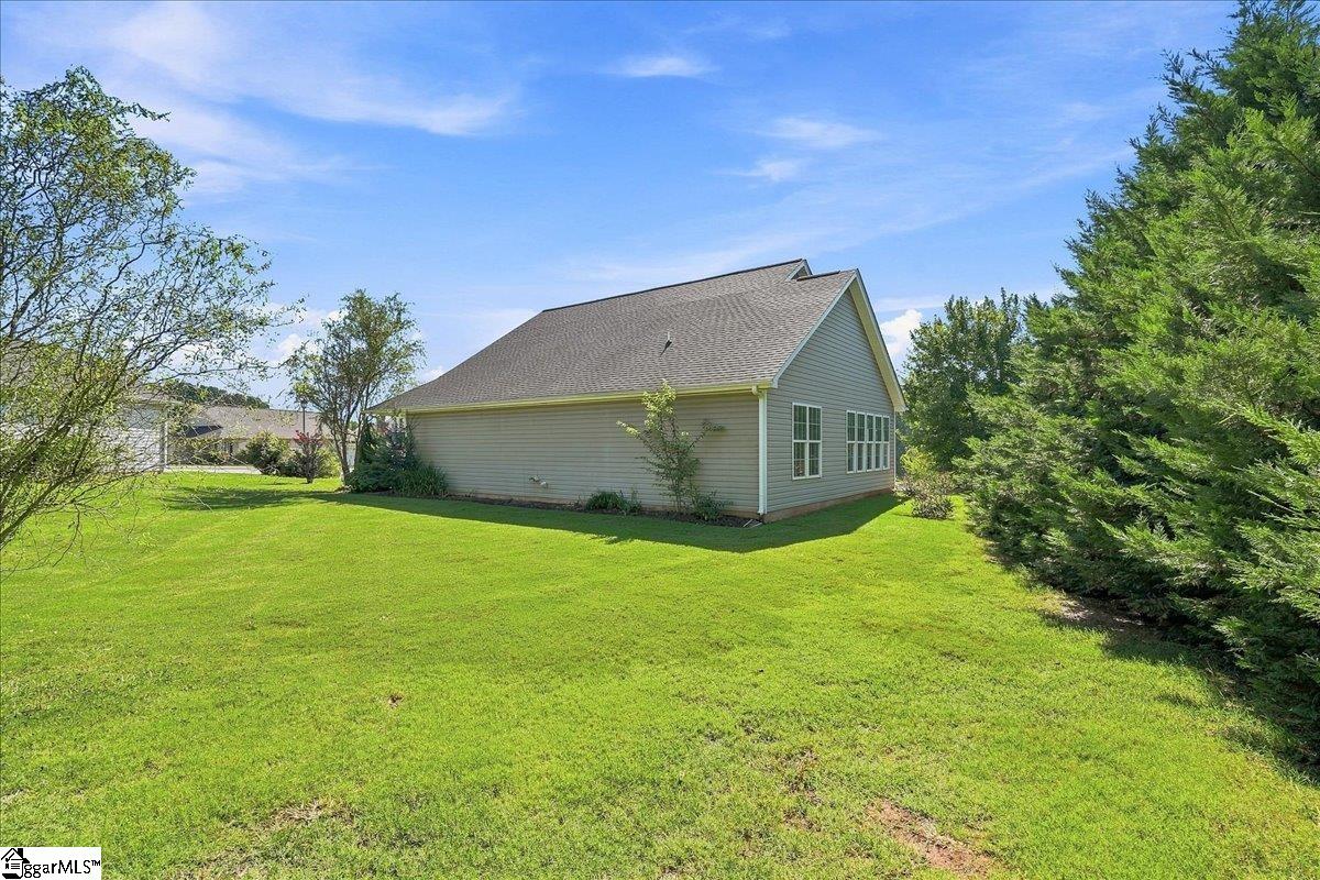 468 Brenda Way Property Photo 30