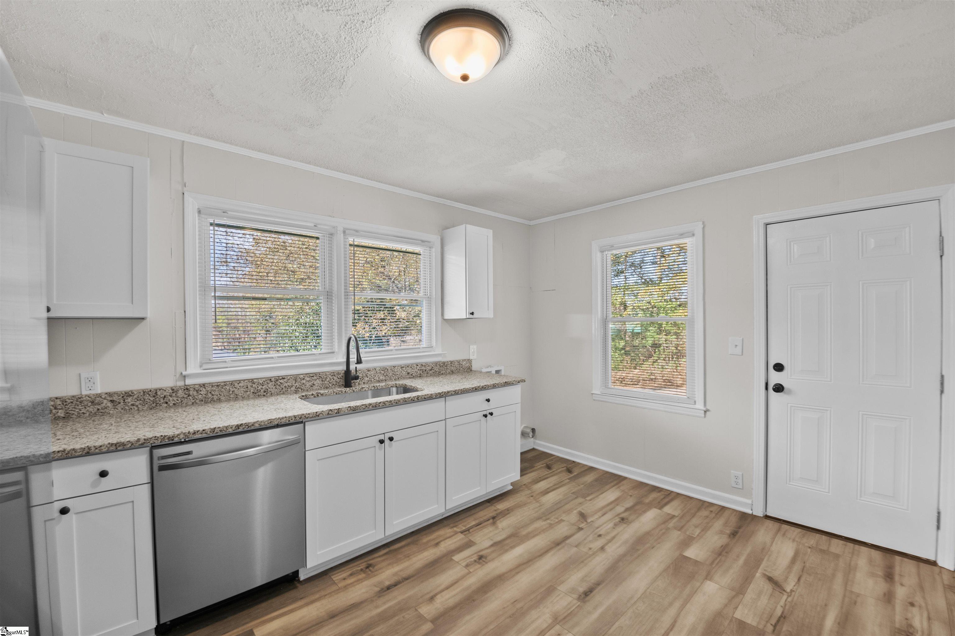107a Autumn Lane Property Photo 10