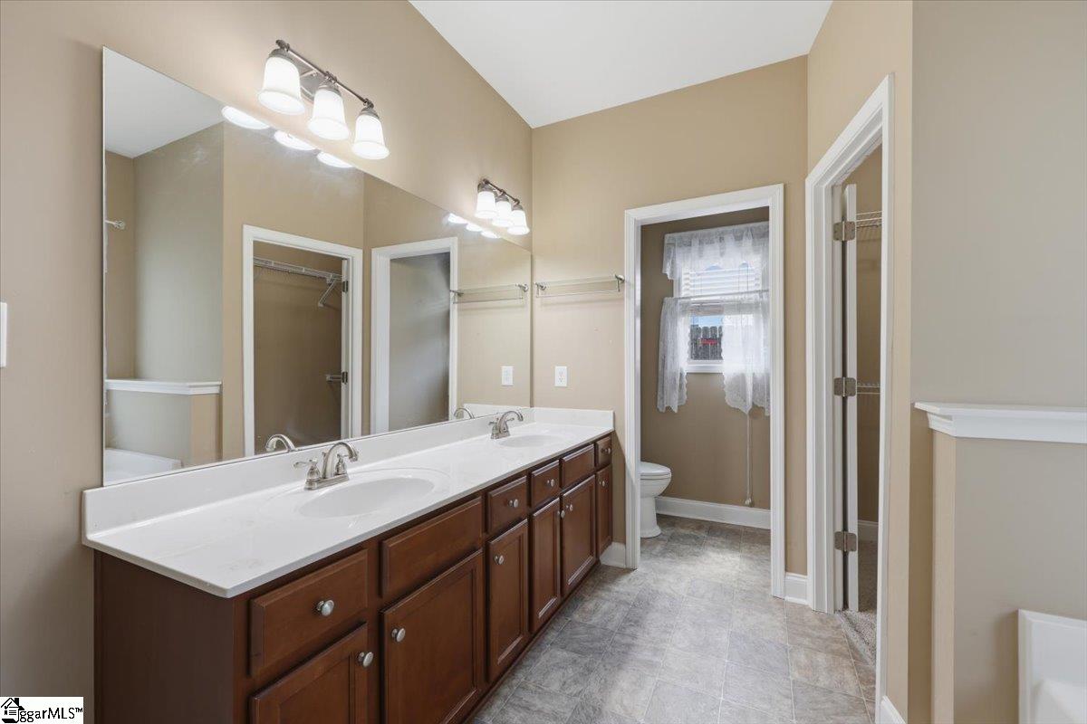 1035 Edenbrooke Circle Property Photo 26