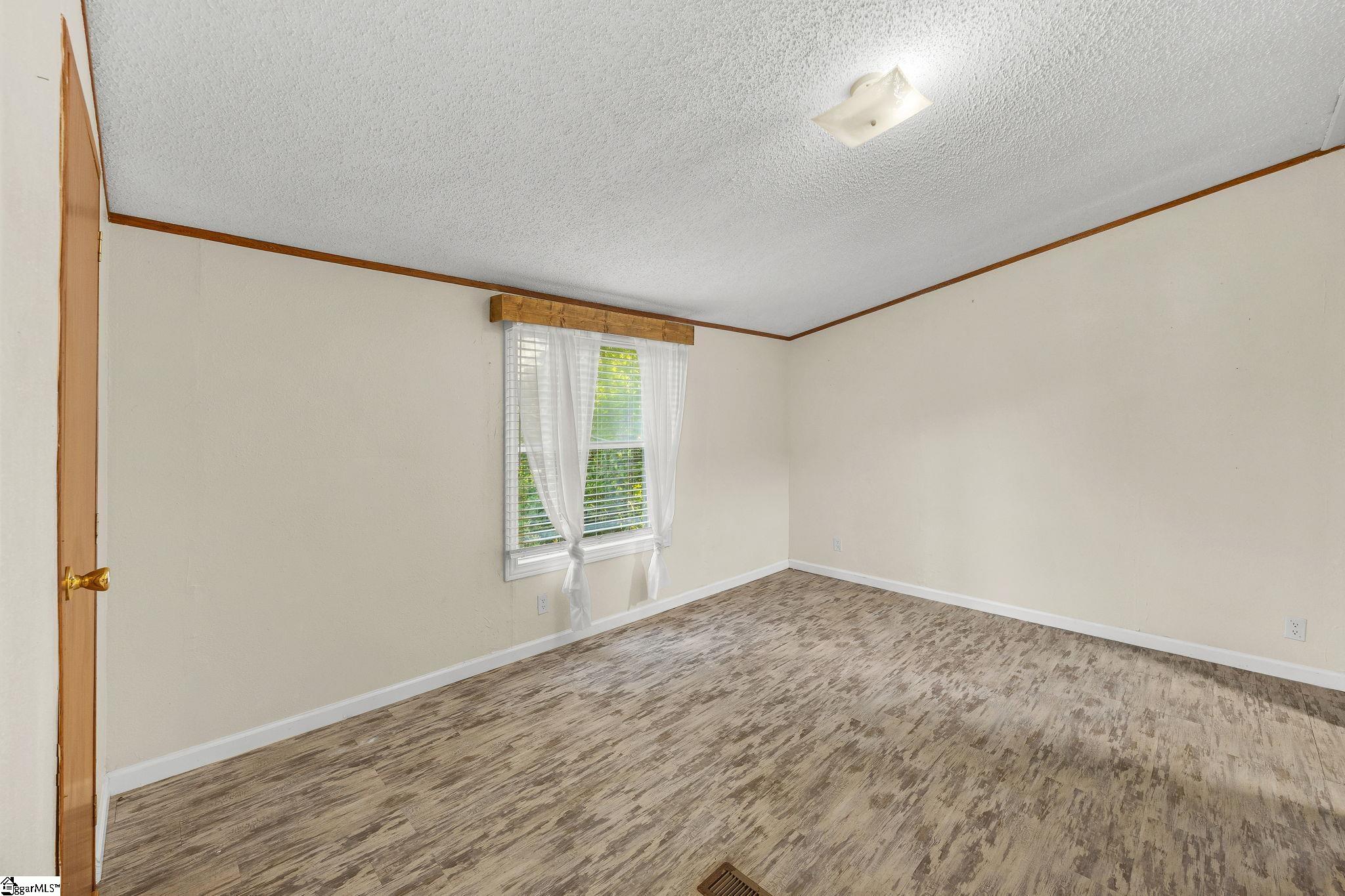 112 Possum Holler Drive Property Photo 12