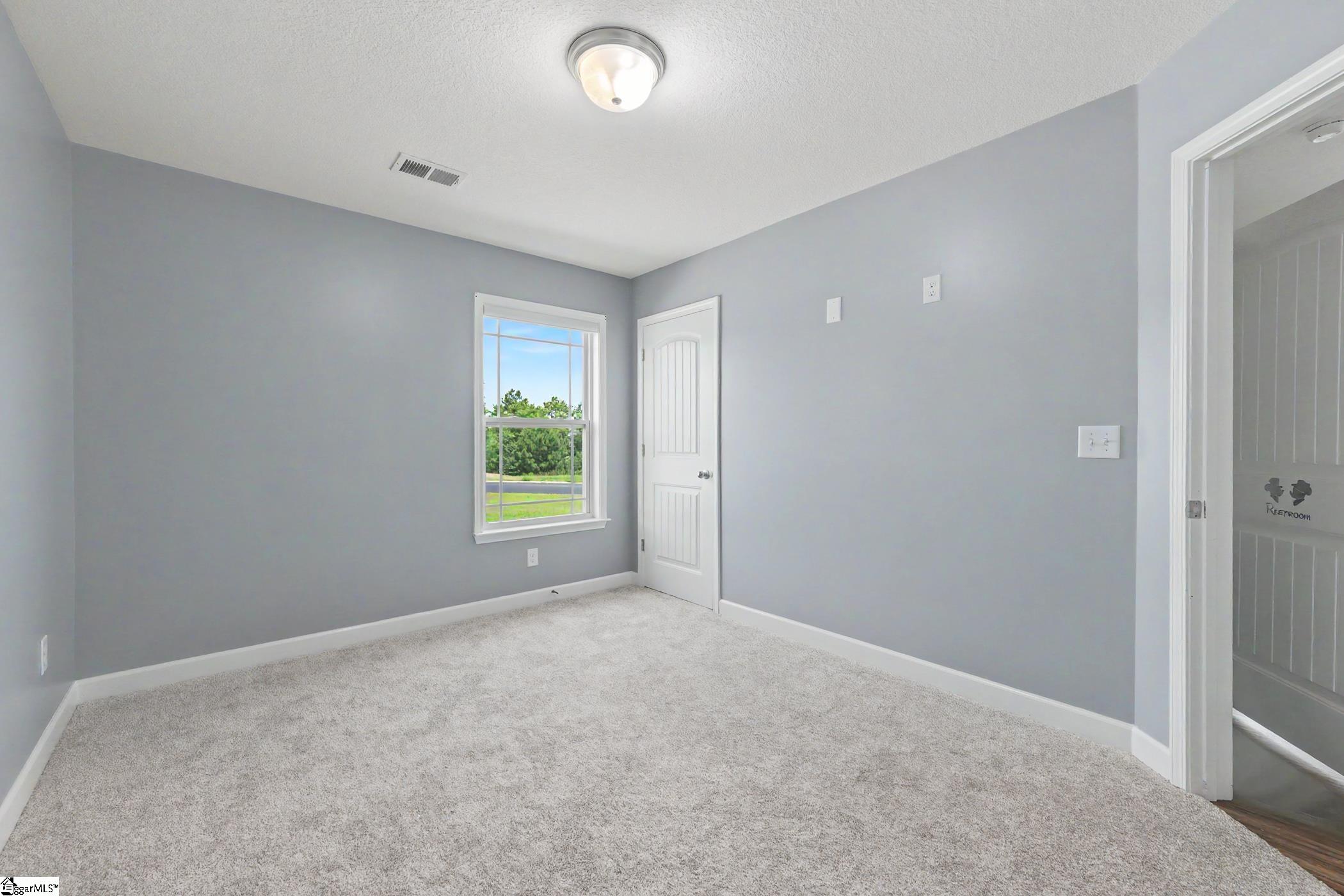 170 Fruitridge Trail Property Photo 12