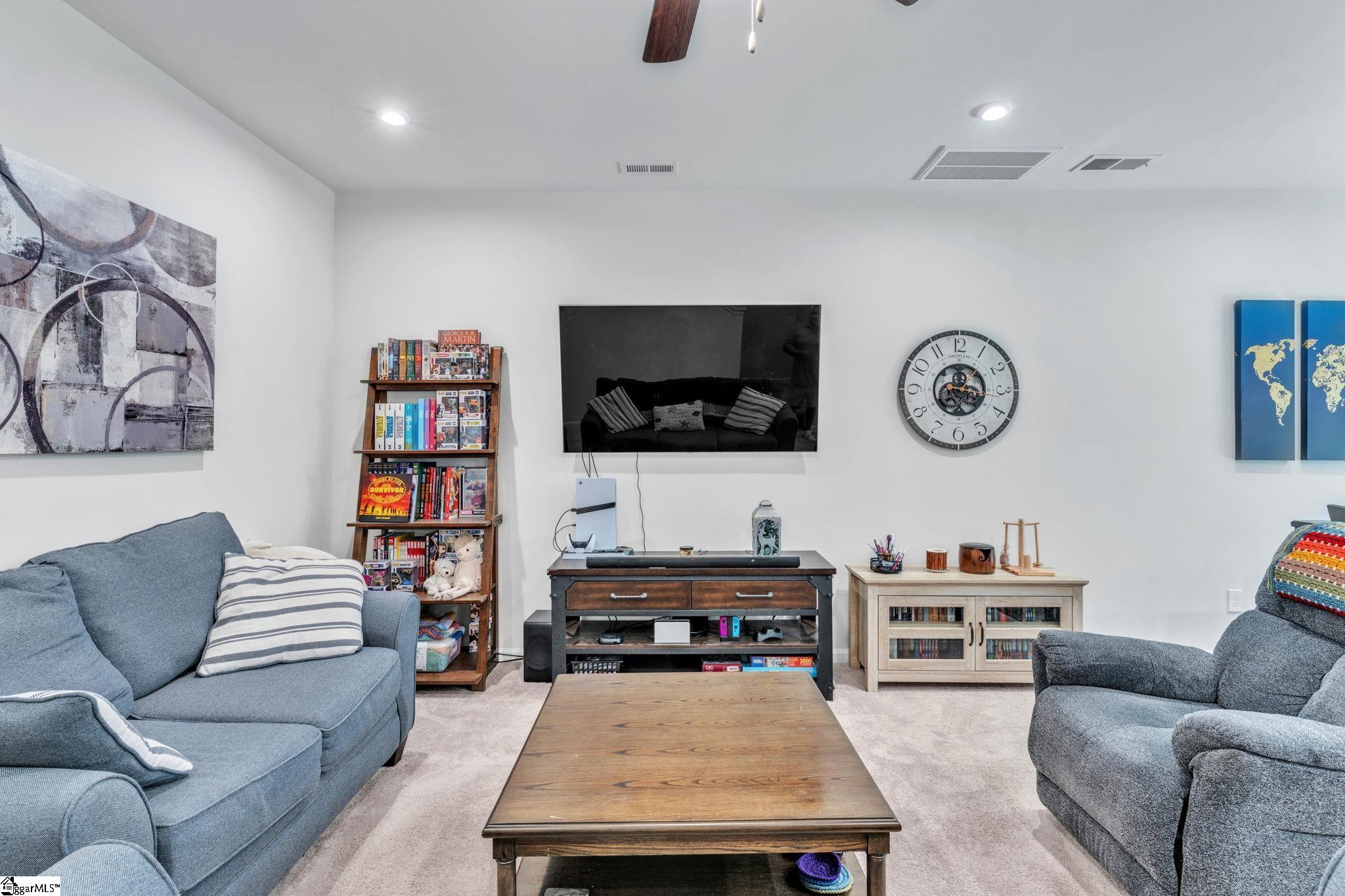 4 Willomere Way Property Photo 6