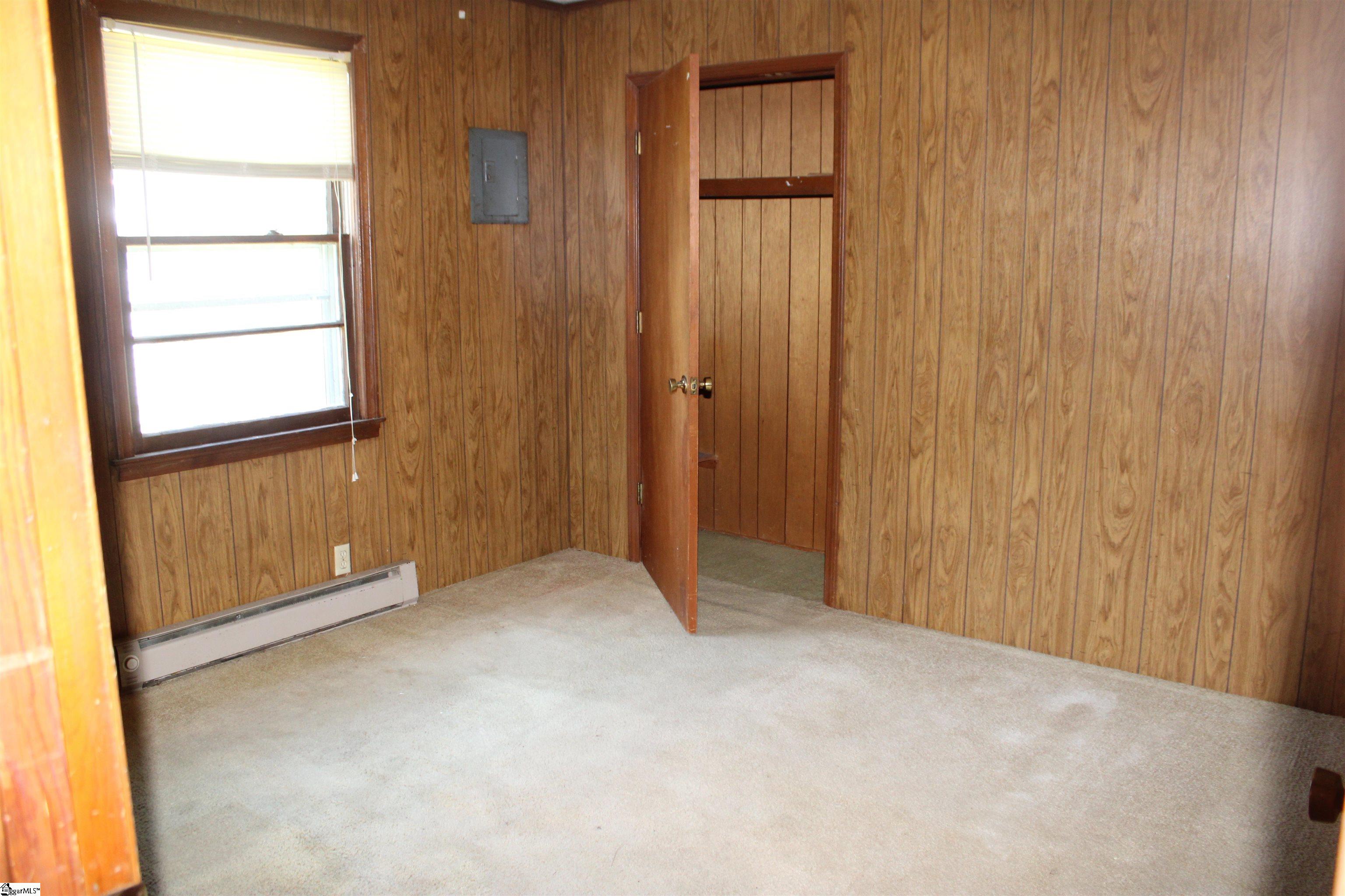 621 Freddie Drive Property Photo 3
